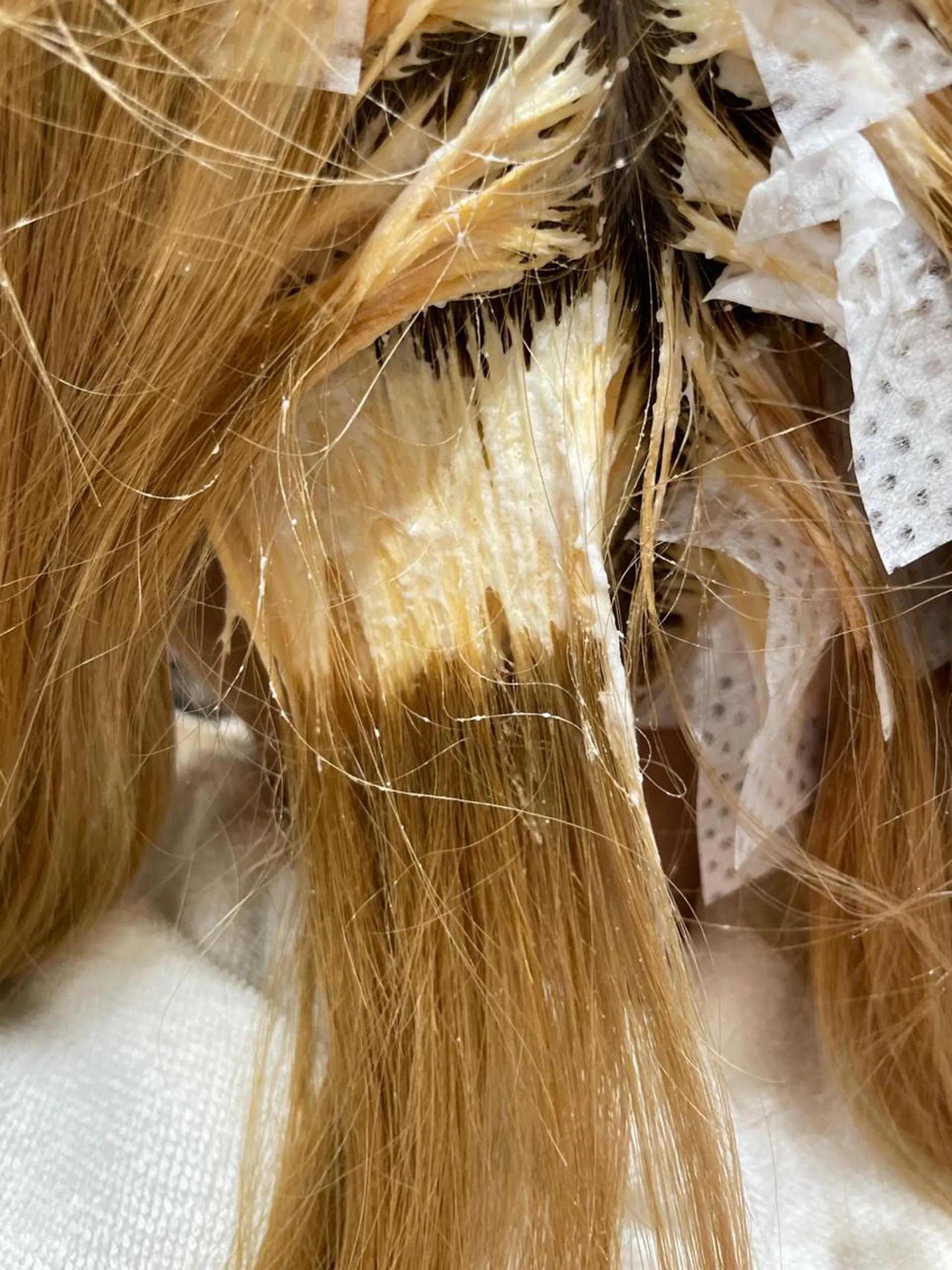 ミディアム カラー ブリーチ ブリーチ/縮毛矯正/ ボブ特化/よしきのヘアスタイル