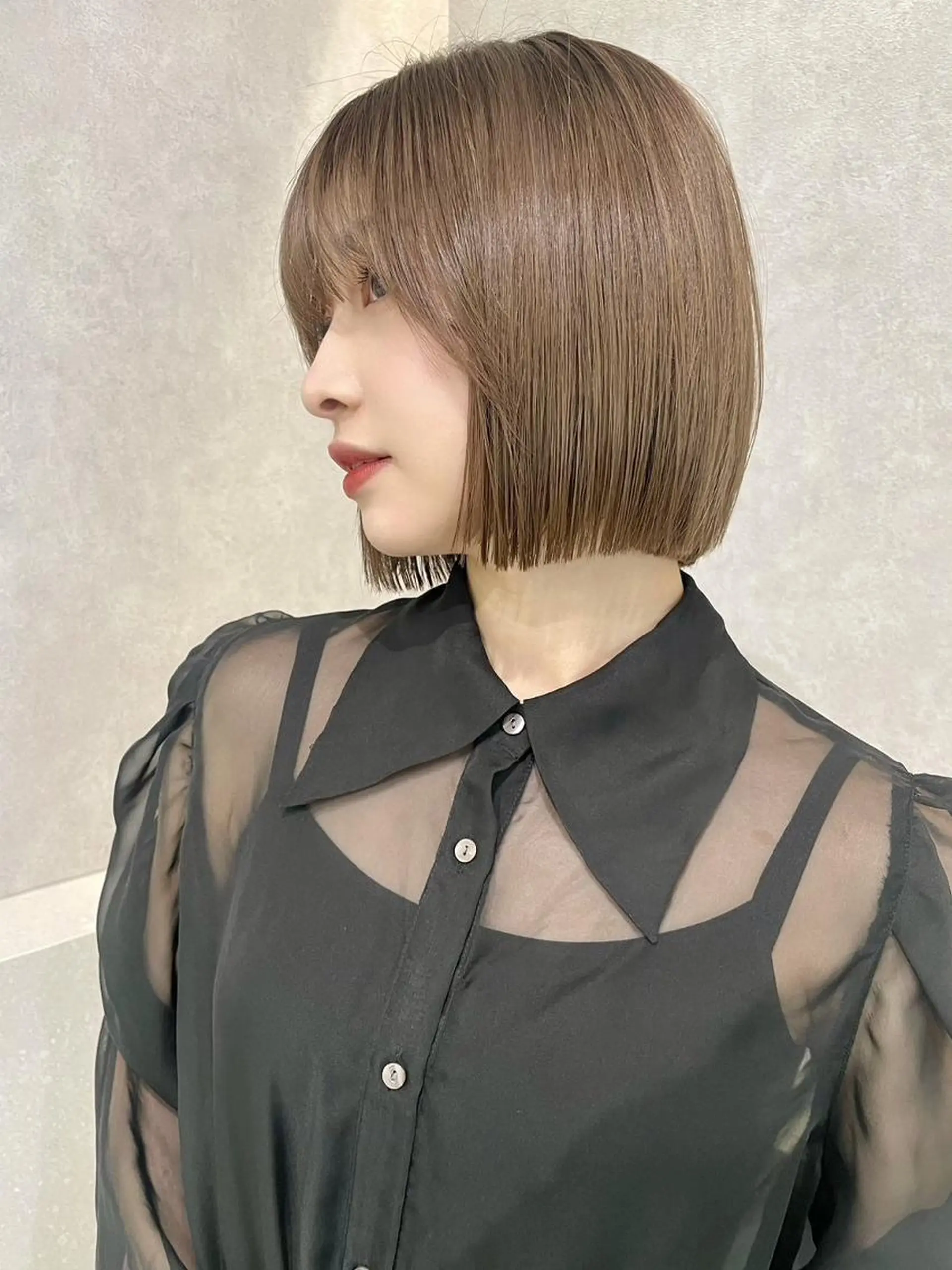 ショート カラー 切りっぱなしボブ ベージュカラー ボブ カット ヘアカラー 🍀ボブ・ショート 透明感カラー🍀萌のヘアスタイル