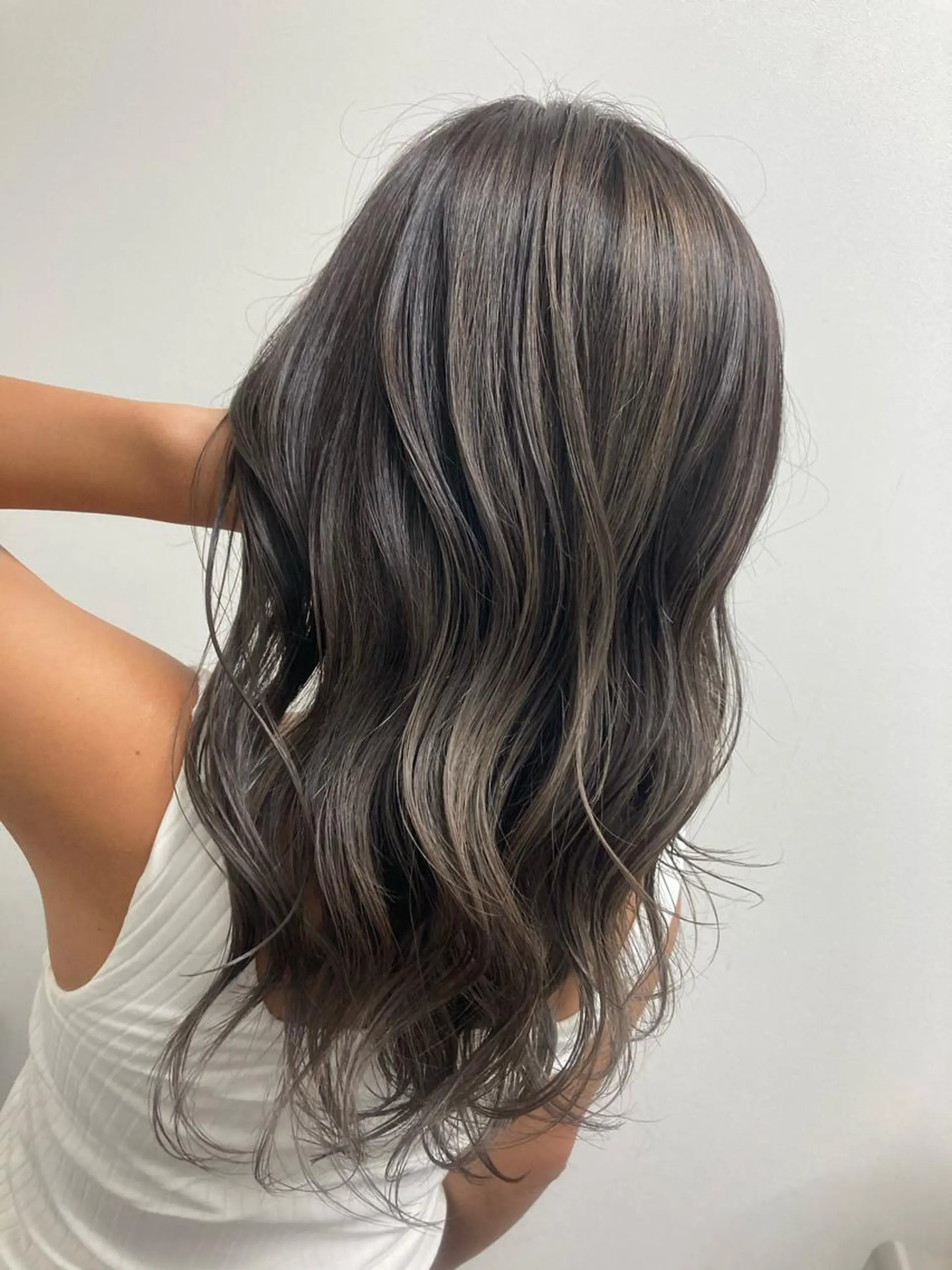 ロング カラー バレイヤージュ レイヤーカット ヘアカラー 【ショートボブ🤎】 YU-KAのヘアスタイル