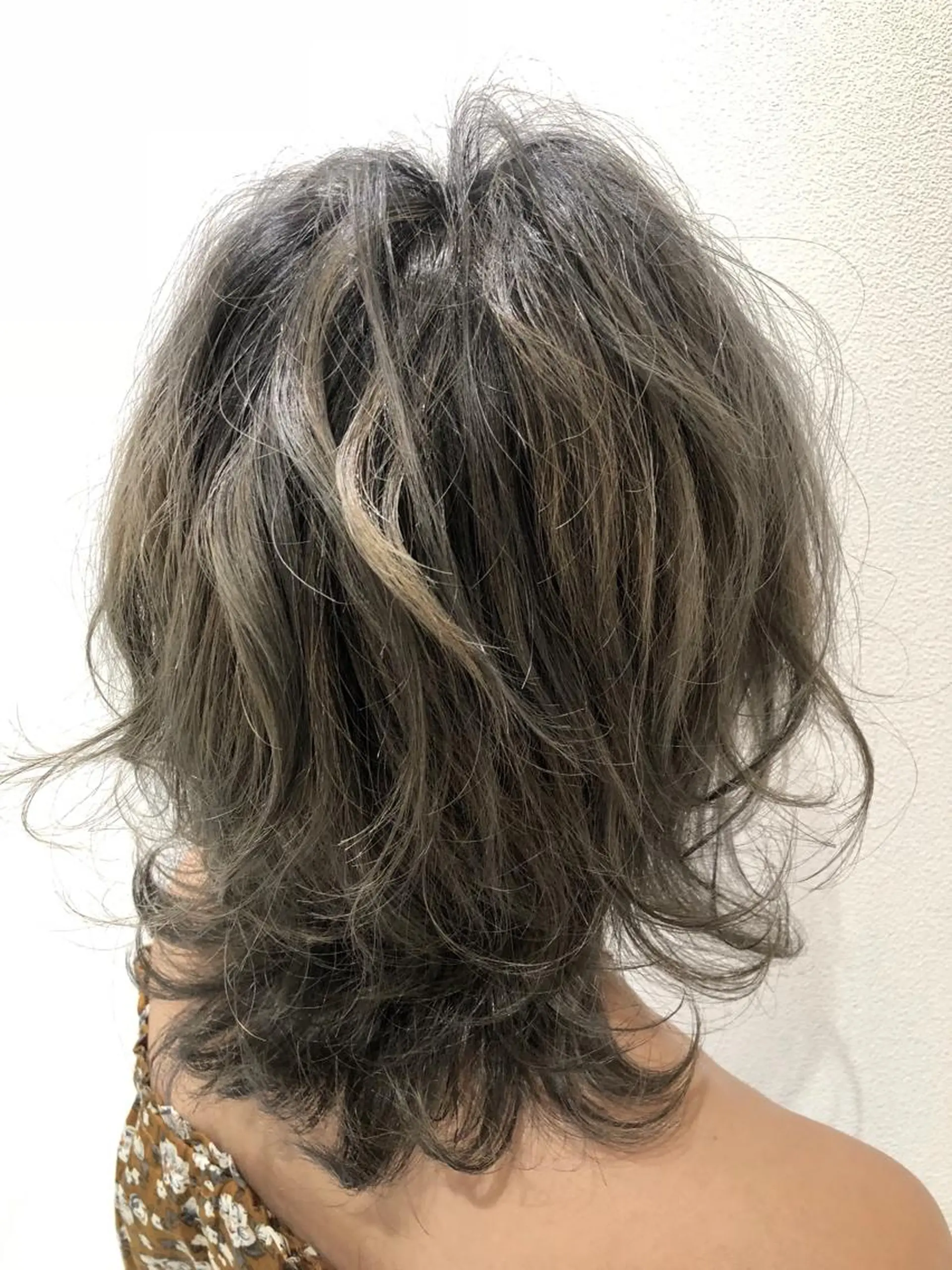 ミディアム カラー ヘアカラー トリートメント RUBEUS【ルベウス】所属・✨艶々カラー🎨 杉本賢人のヘアスタイル