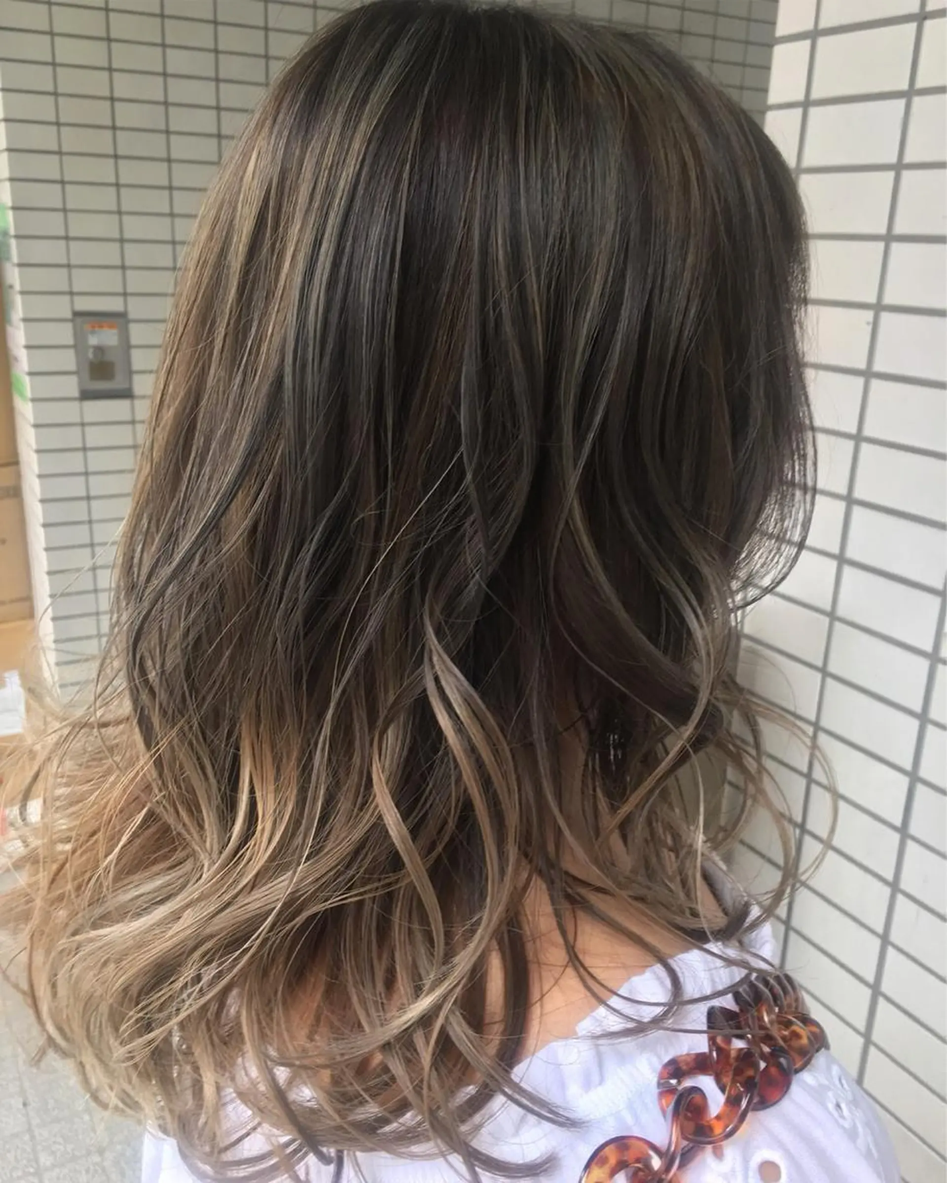 ロング カラー ブリーチ グラデーションカラー ✂︎中山竜哉✂︎ 川崎スタイリストのヘアスタイル