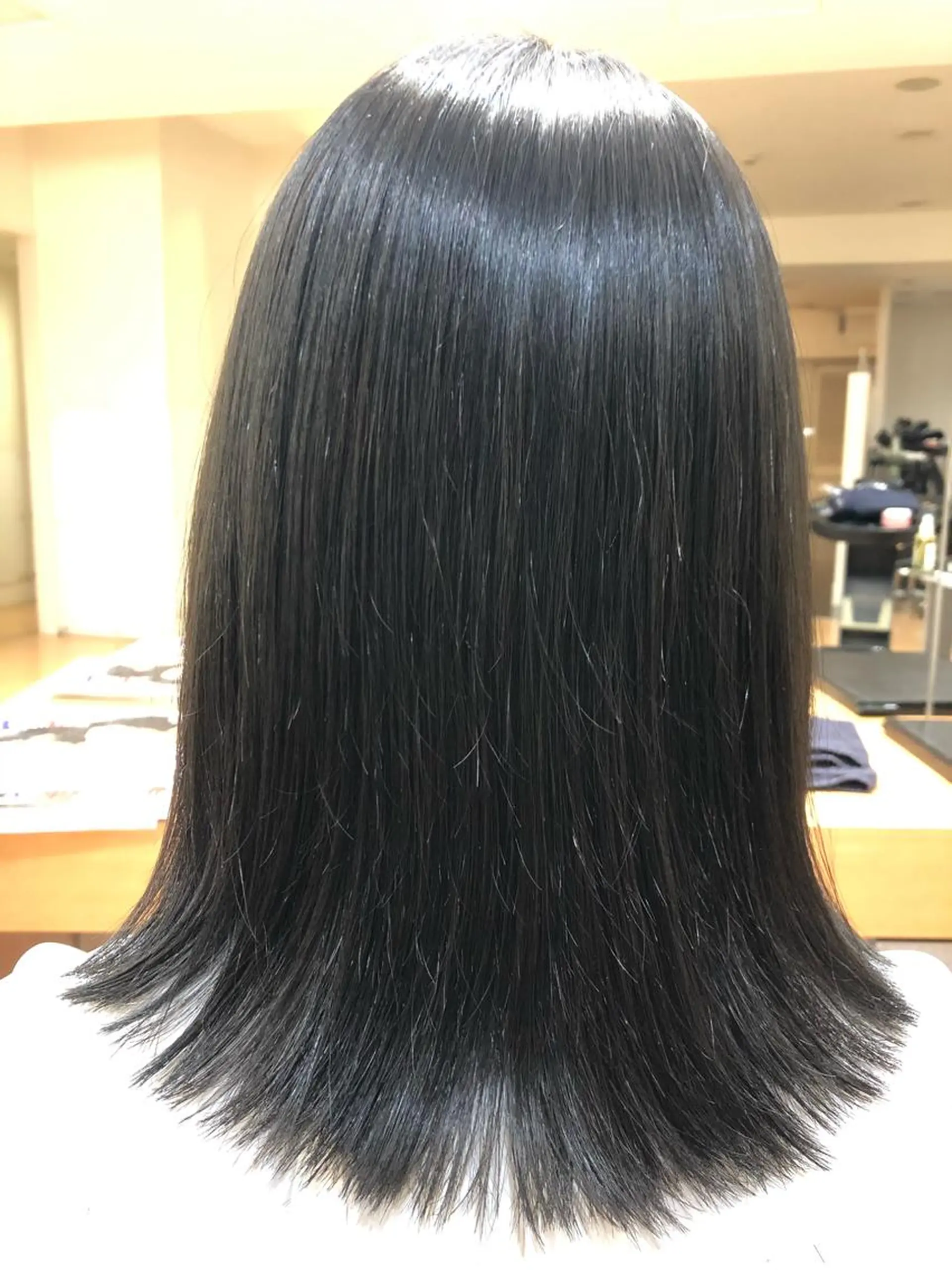セミロング カラー mod'shair船橋所属・ムロオカ ヨシキのヘアスタイル