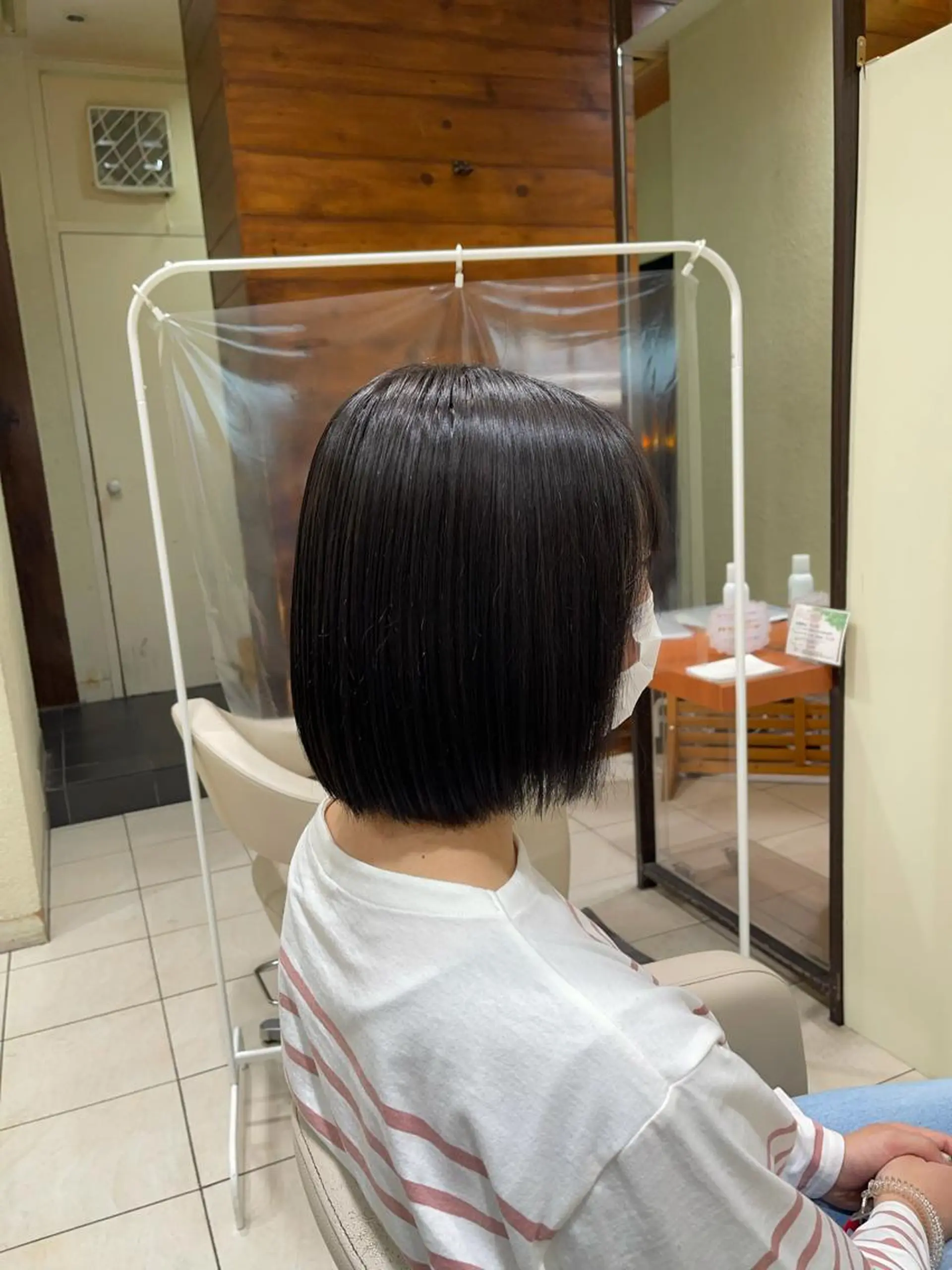 カラー 黒髪 ブルーカラー ブルーブラック カネヒラ リョウスケのヘアスタイル