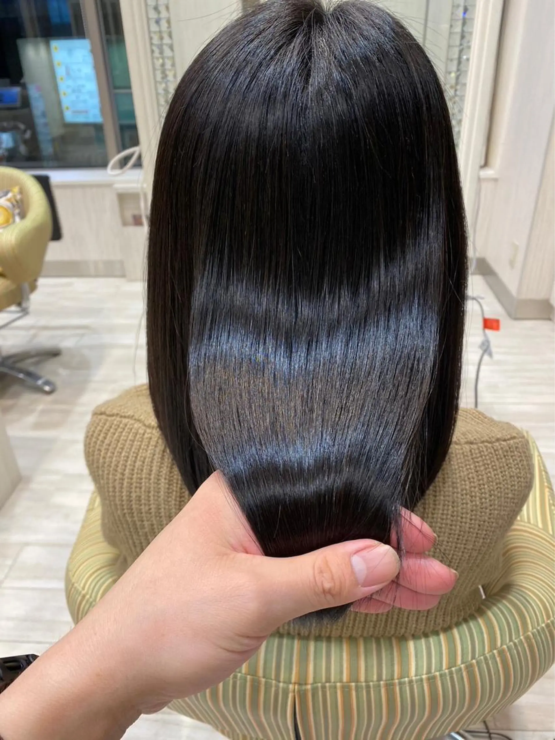 ミディアム トリートメント カット ヘアカラー トリートメント マンツーマン美容師 🫧‪久保友華菜🫧のヘアスタイル
