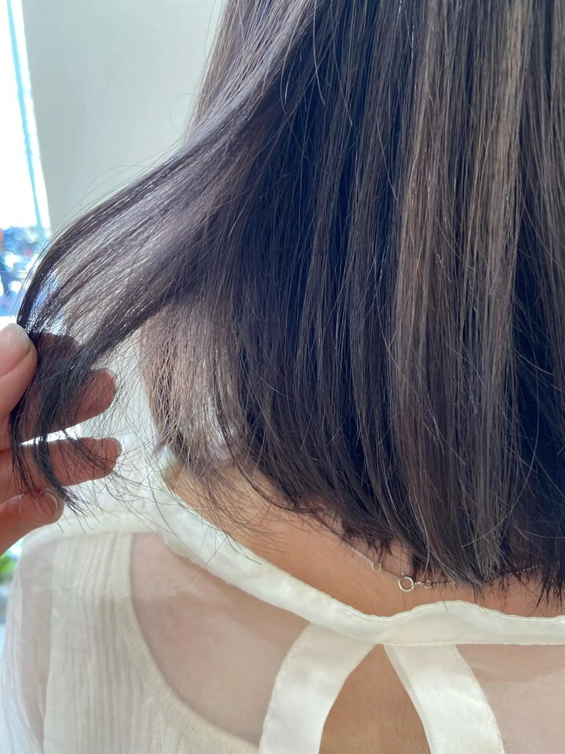 ショート カラー ハラダ ヒナミのヘアスタイル