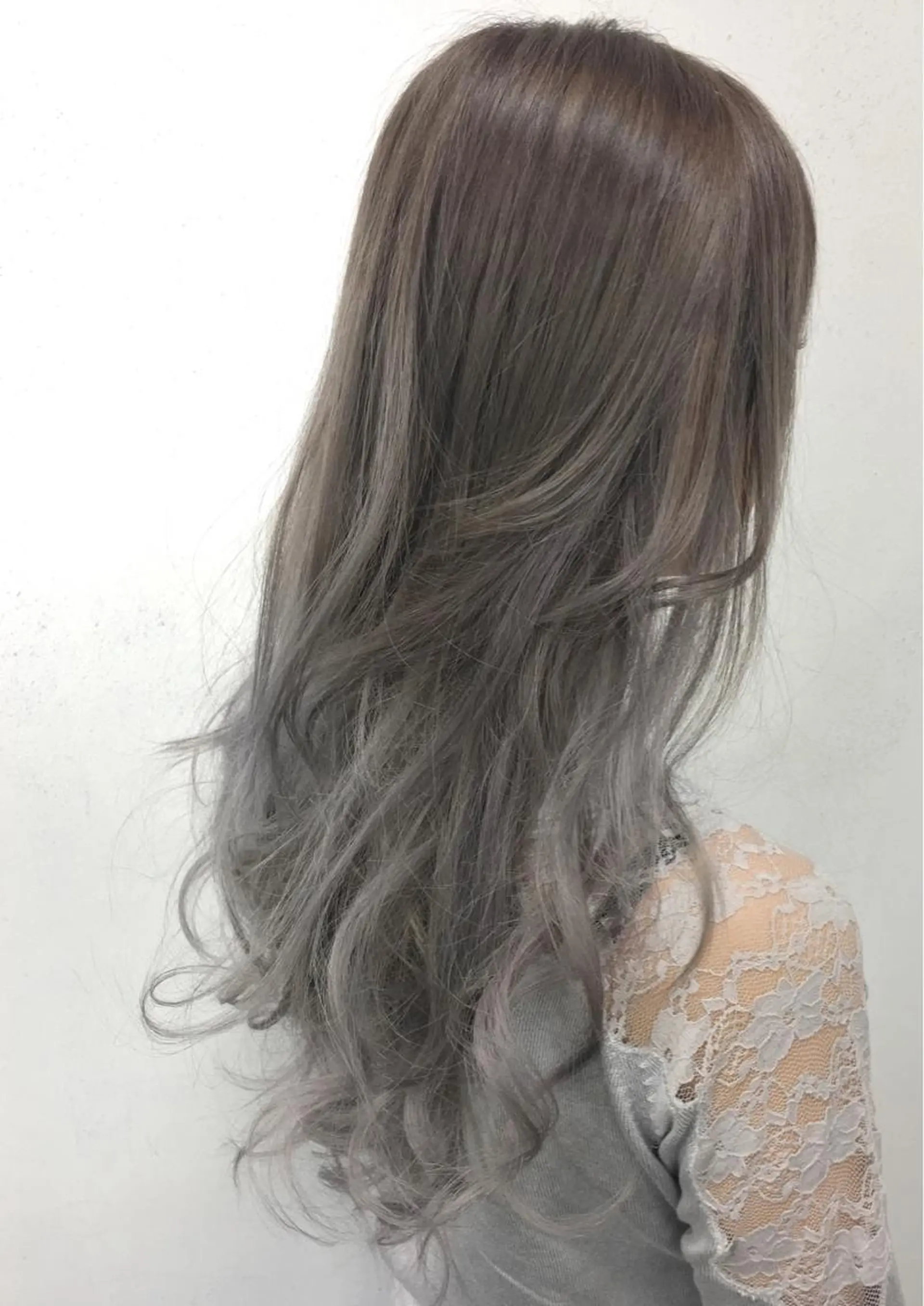 セミロング カラー エクステの神様 ▫️原島ユウヤ▫️のヘアスタイル