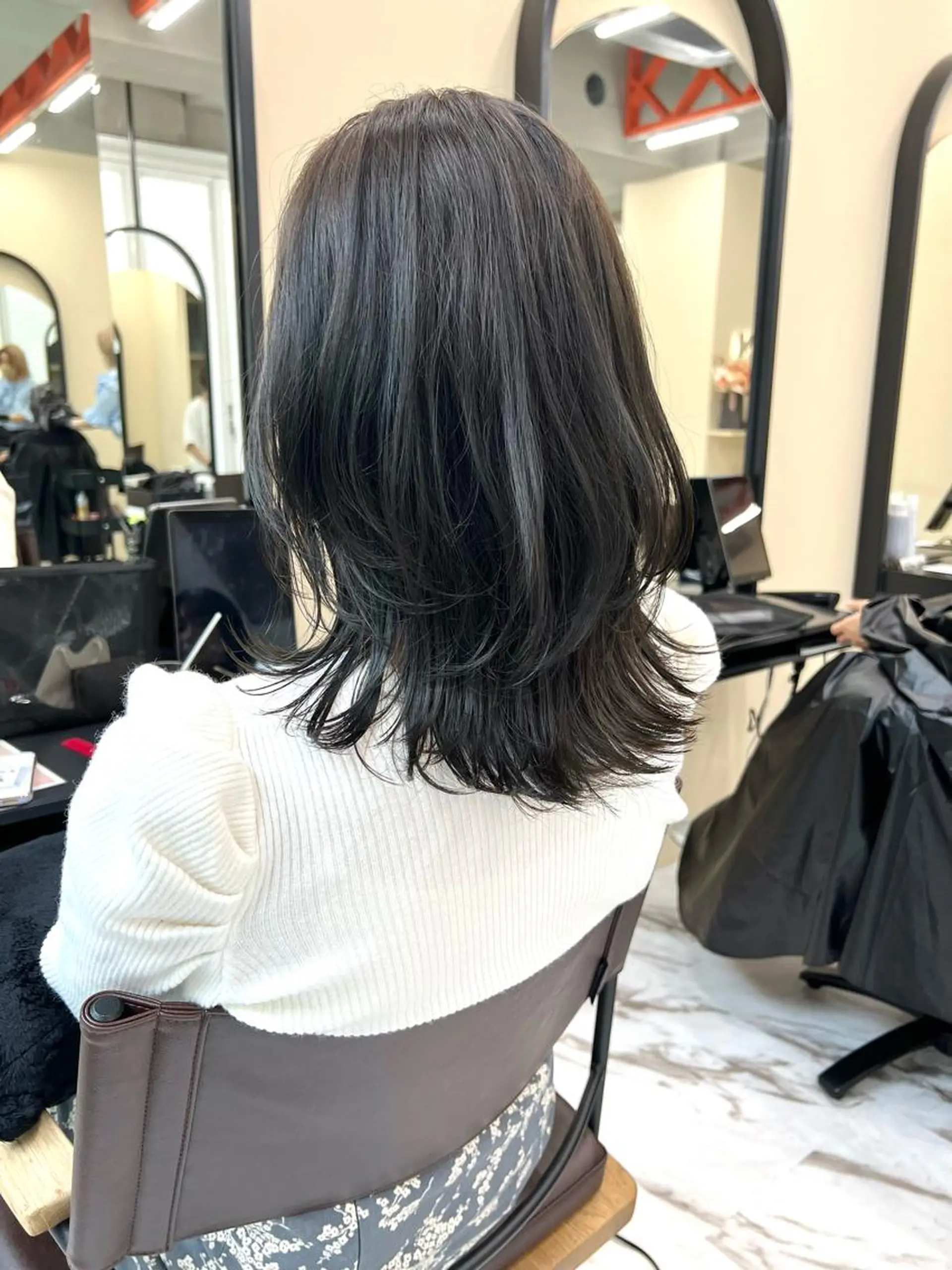 ミディアム カラー ヘアアレンジ カット ヘアカラー トリートメント ヘアセット レイヤー/透明感 🍃鈴木裕介のヘアスタイル