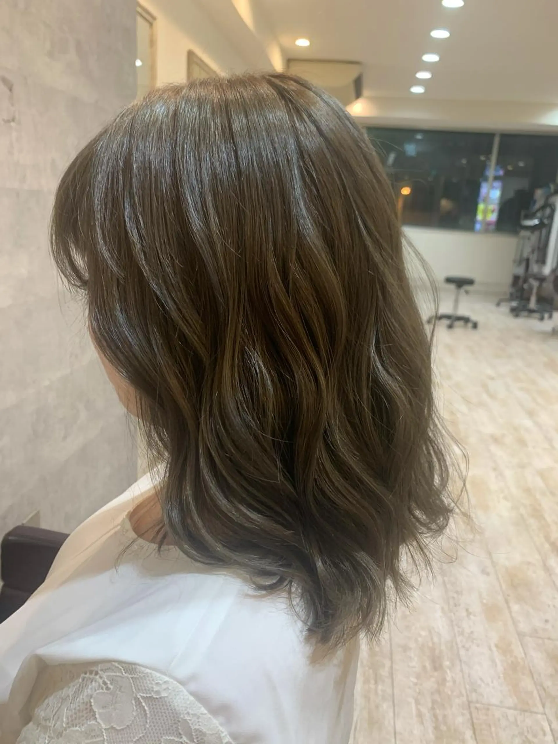 ミディアム カラー カット ヘアカラー トリートメント Agu hair verse所属・小顔/似合わせカット 杉山莉菜のヘアスタイル