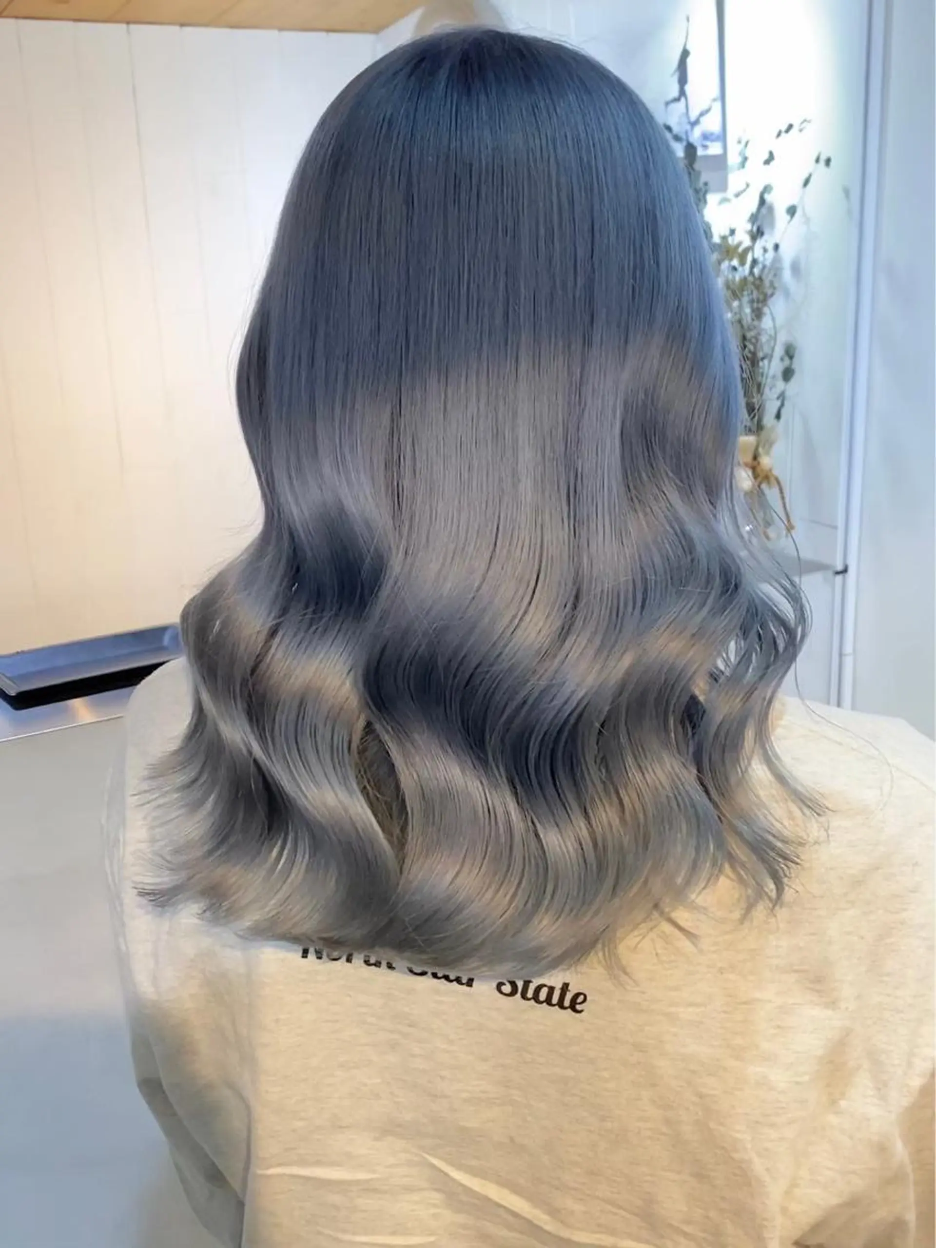 ミディアム カラー ブルーカラー カット ヘアカラー トリートメント 🧸艶々韓国ヘア 🧁mizunaのヘアスタイル