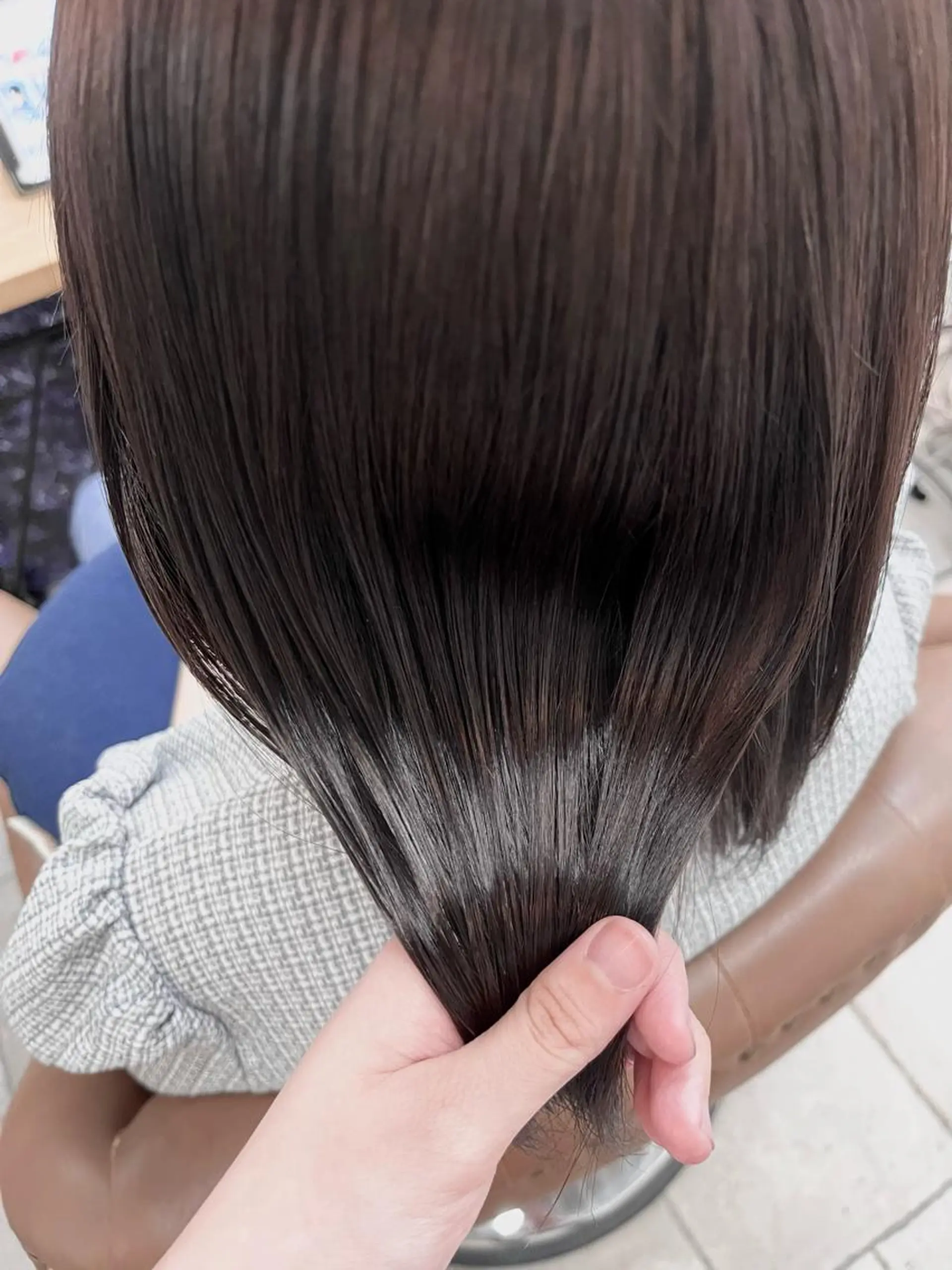 ミディアム パープルカラー ヘアカラー トリートメント ヘッドスパ カラー/アイリスト 麻優のヘアスタイル