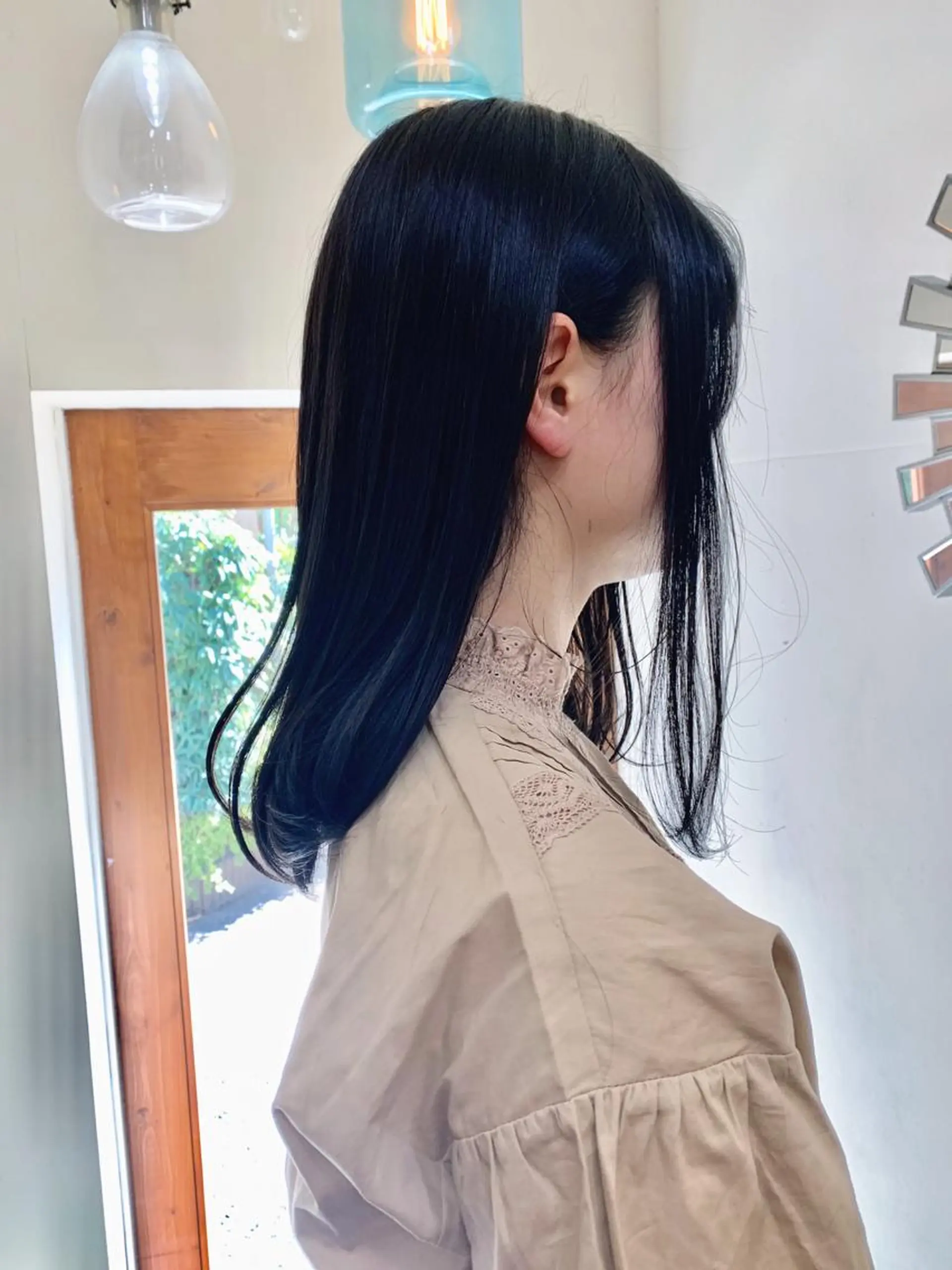 セミロング カラー おおたけ あゆみのヘアスタイル