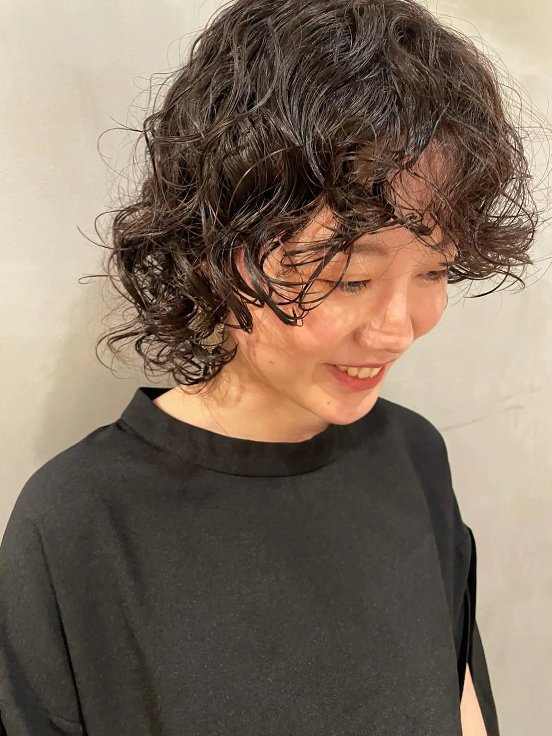 ミディアム パーマ カット パーマ トリートメント 優 作のヘアスタイル
