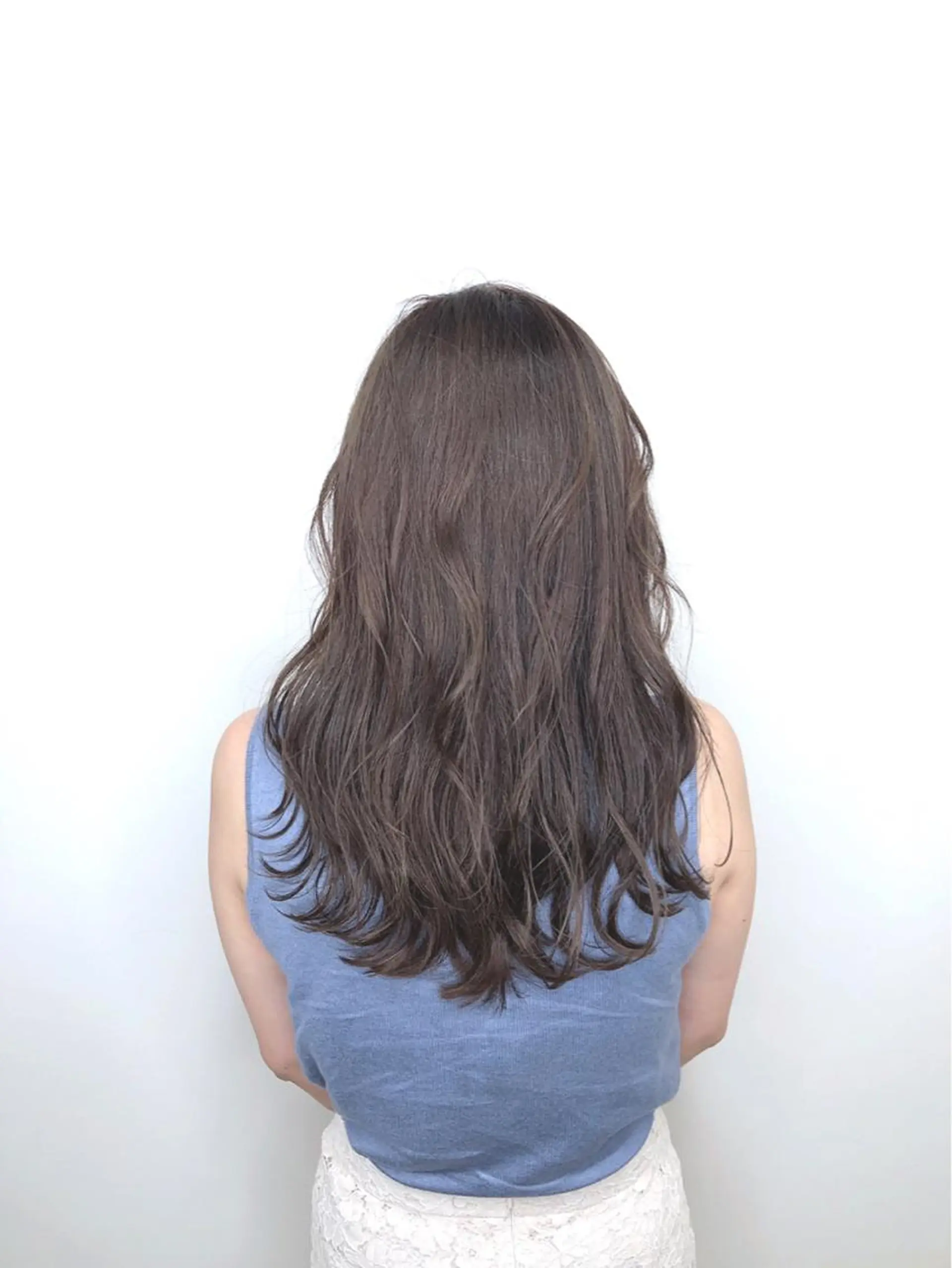 ミディアム カラー カット ヘアカラー トリートメント AI 高田馬場店のヘアスタイル