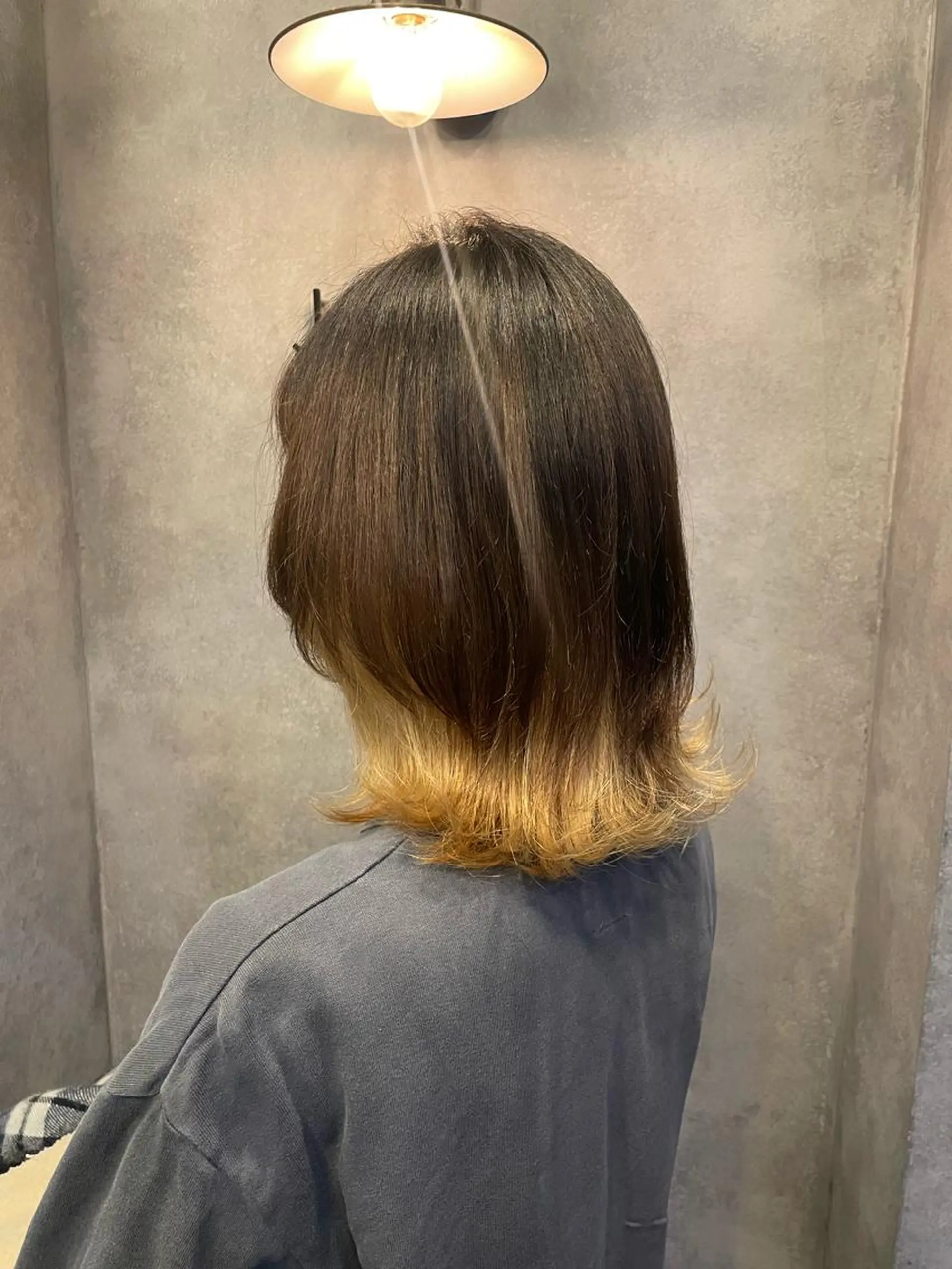 ミディアム カラー N°　jillva 腰山 菜々美のヘアスタイル