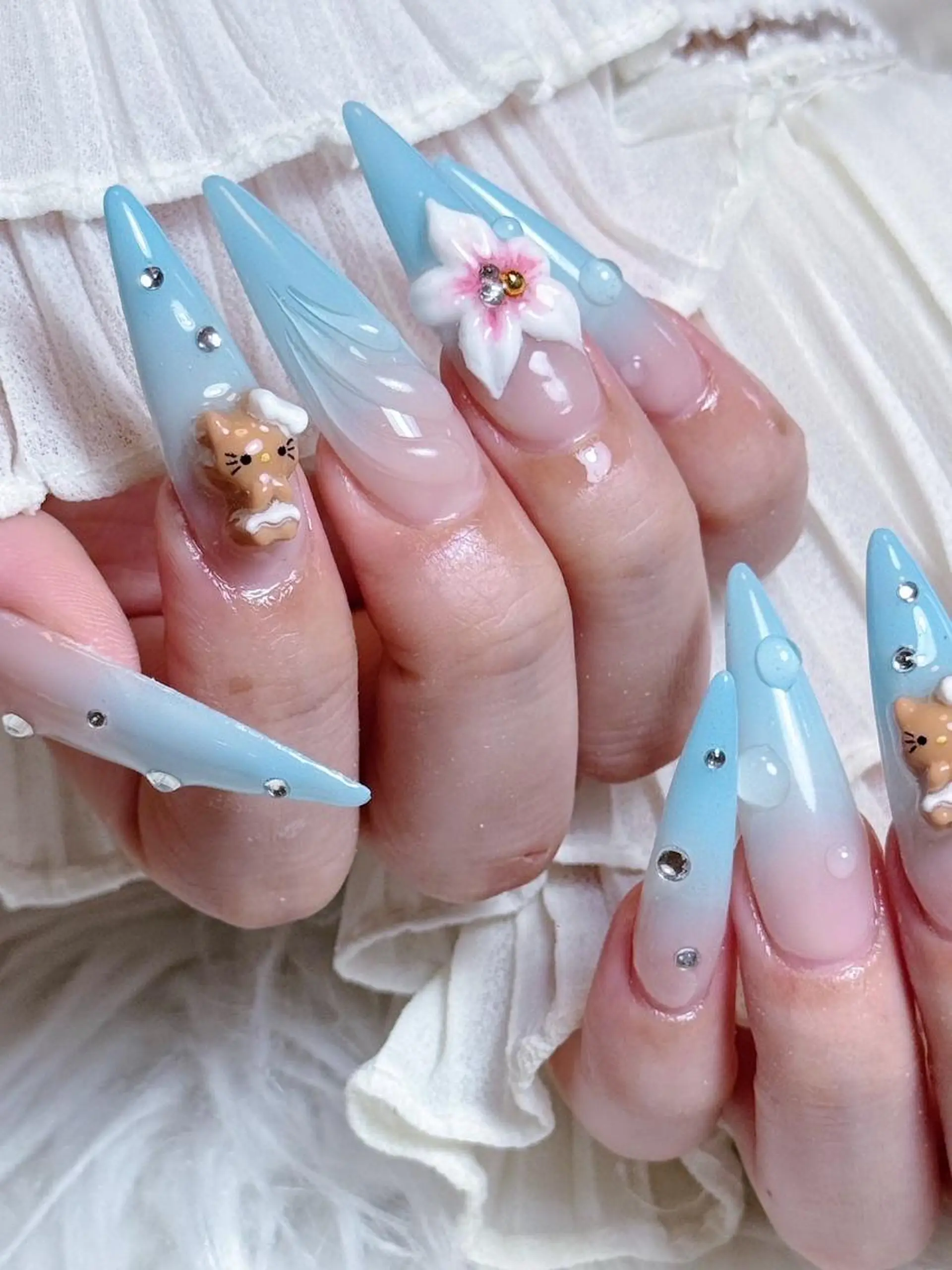 ネイル ハンドネイル 🩵Yun nail Salon 🩵のネイルデザイン