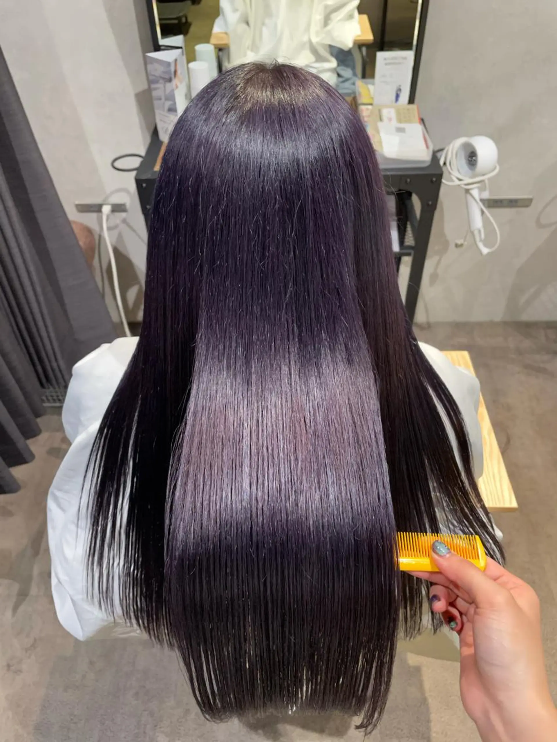 ロング カラー ブリーチ ラベンダーカラー ヘアカラー トリートメント ナチュラル透明感🌱 小山美樹子のヘアスタイル