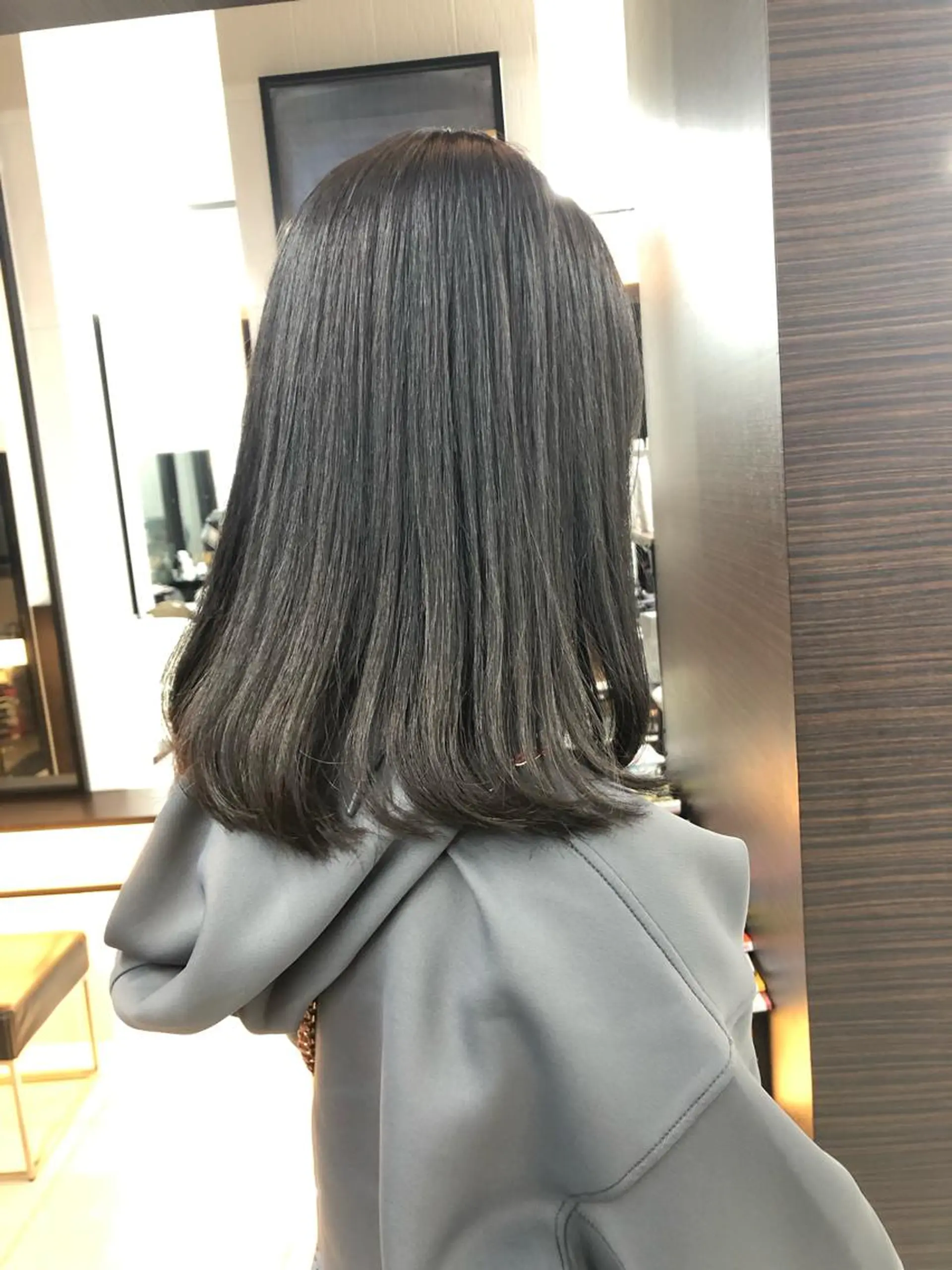 セミロング カラー 八谷 将平のヘアスタイル