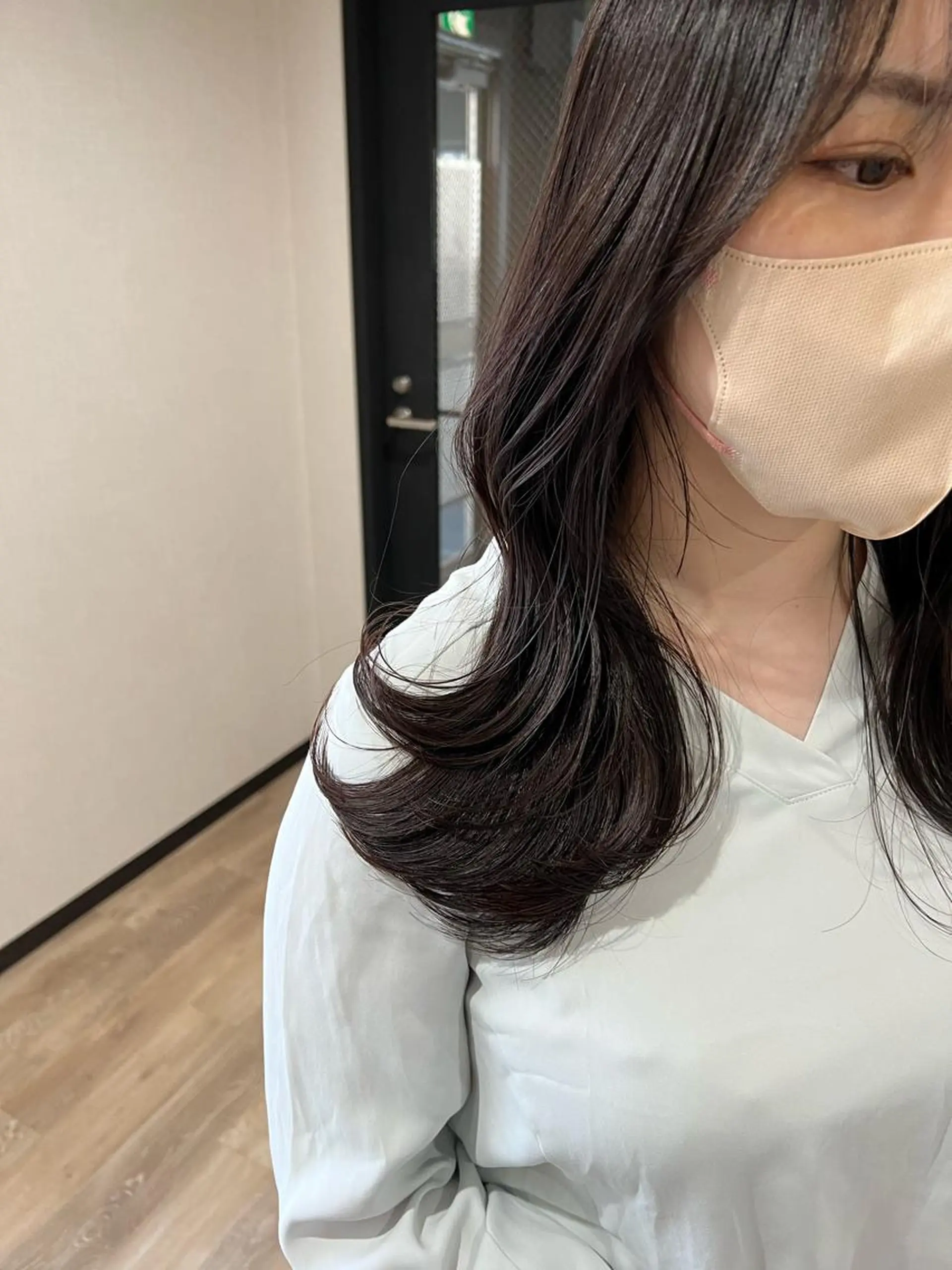 セミロング カラー ダークグレー ダークグレージュ グレージュ くびれヘア カット ヘアカラー トリートメント お顔まわりカット🌱 emo.村松泉綺のヘアスタイル