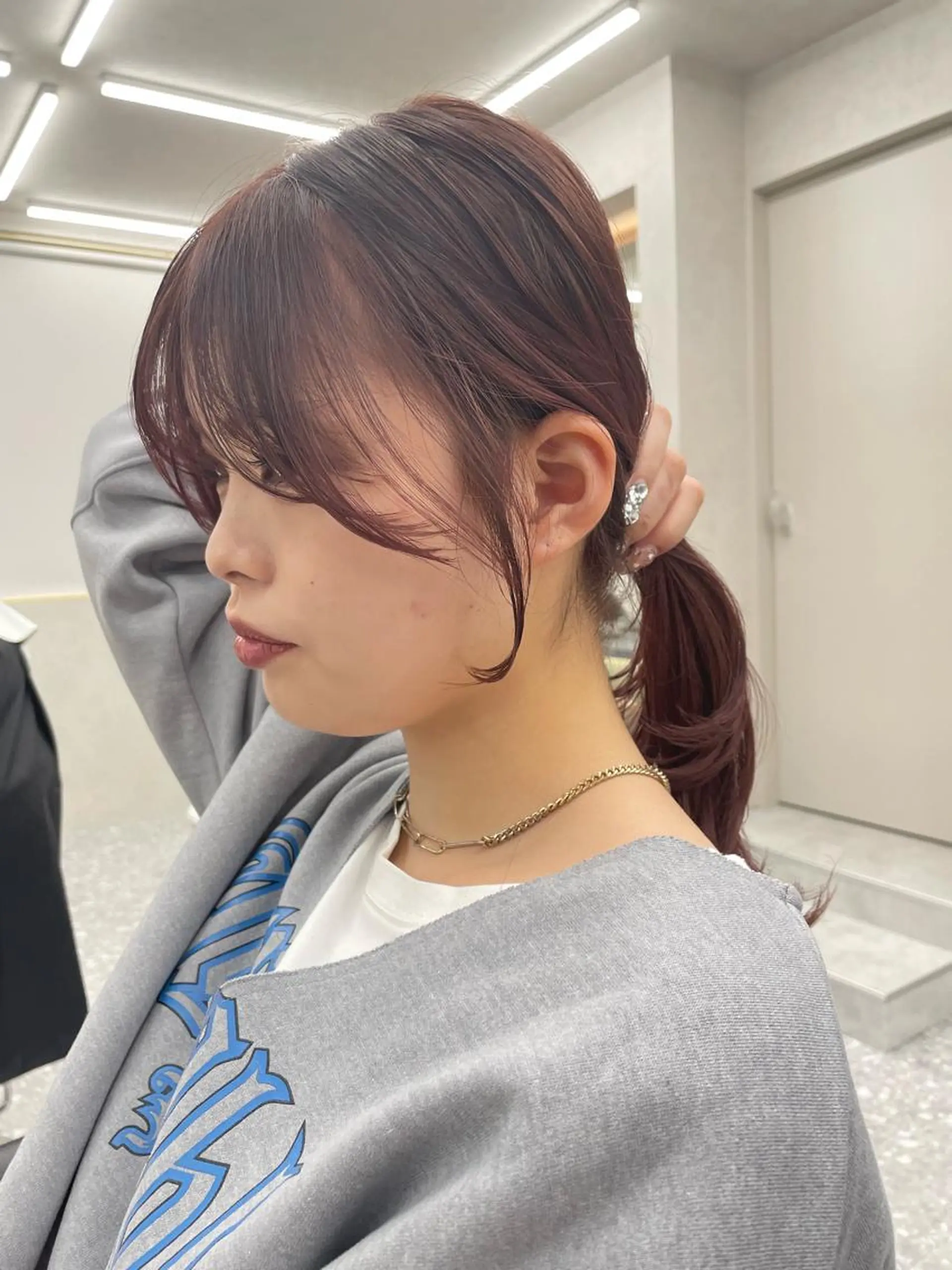 ミディアム エクステ 顔周りカット 髪質改善 韓国風ヘア カット ヘアカラー トリートメント Lond  lea 🦋ayana🦋のヘアスタイル