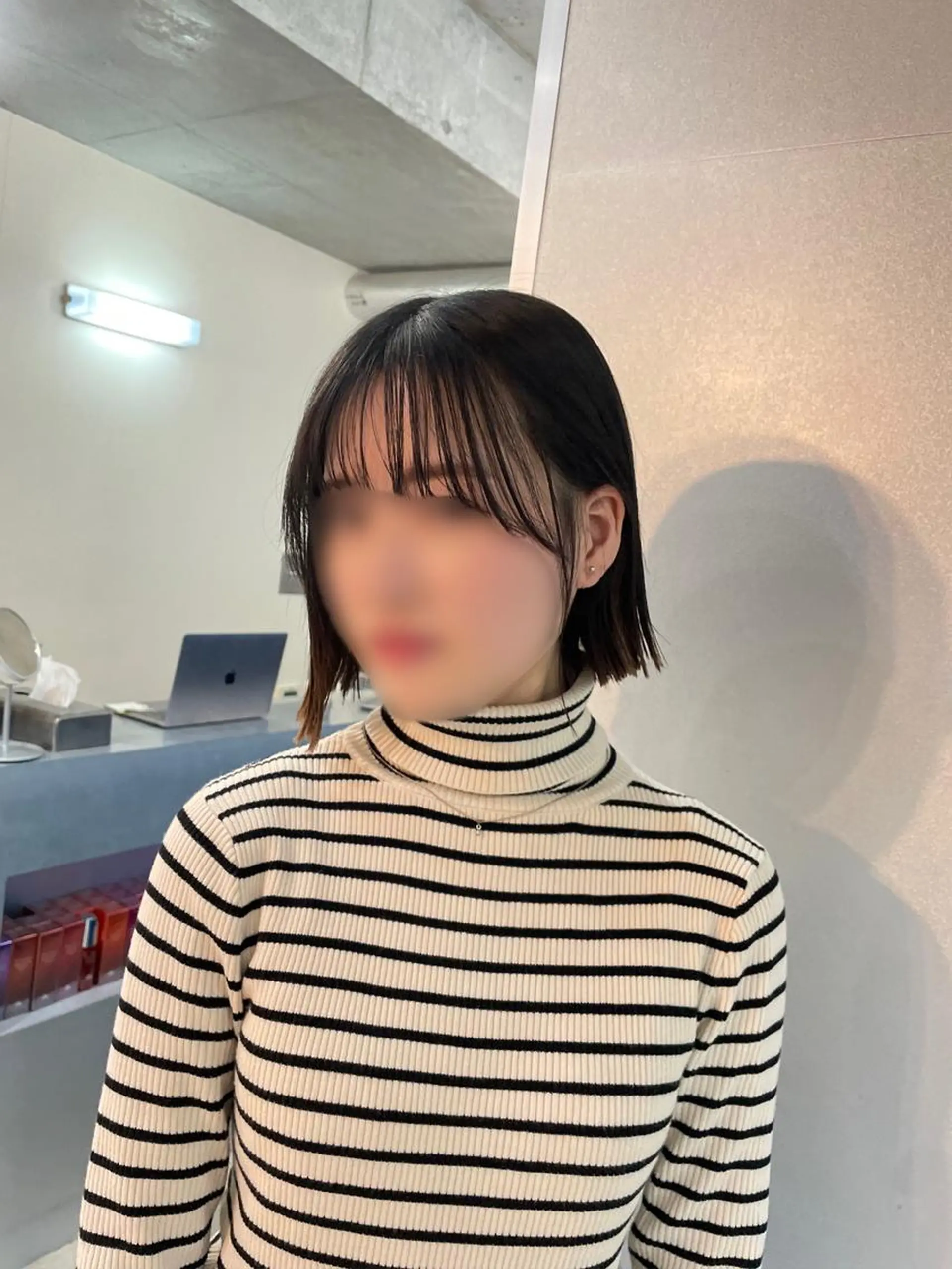 ミディアム カット トリートメント レイヤーハッシュカッ トカラー専門美容師のヘアスタイル