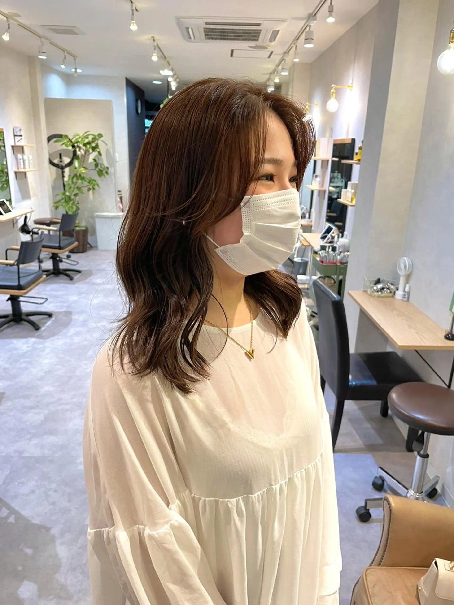 セミロング 顔まわりレイヤー 韓国風ヘア レイヤーカット salowin梅田茶屋町north所属・くがれいじ 梅田/ショート/ボブのヘアスタイル