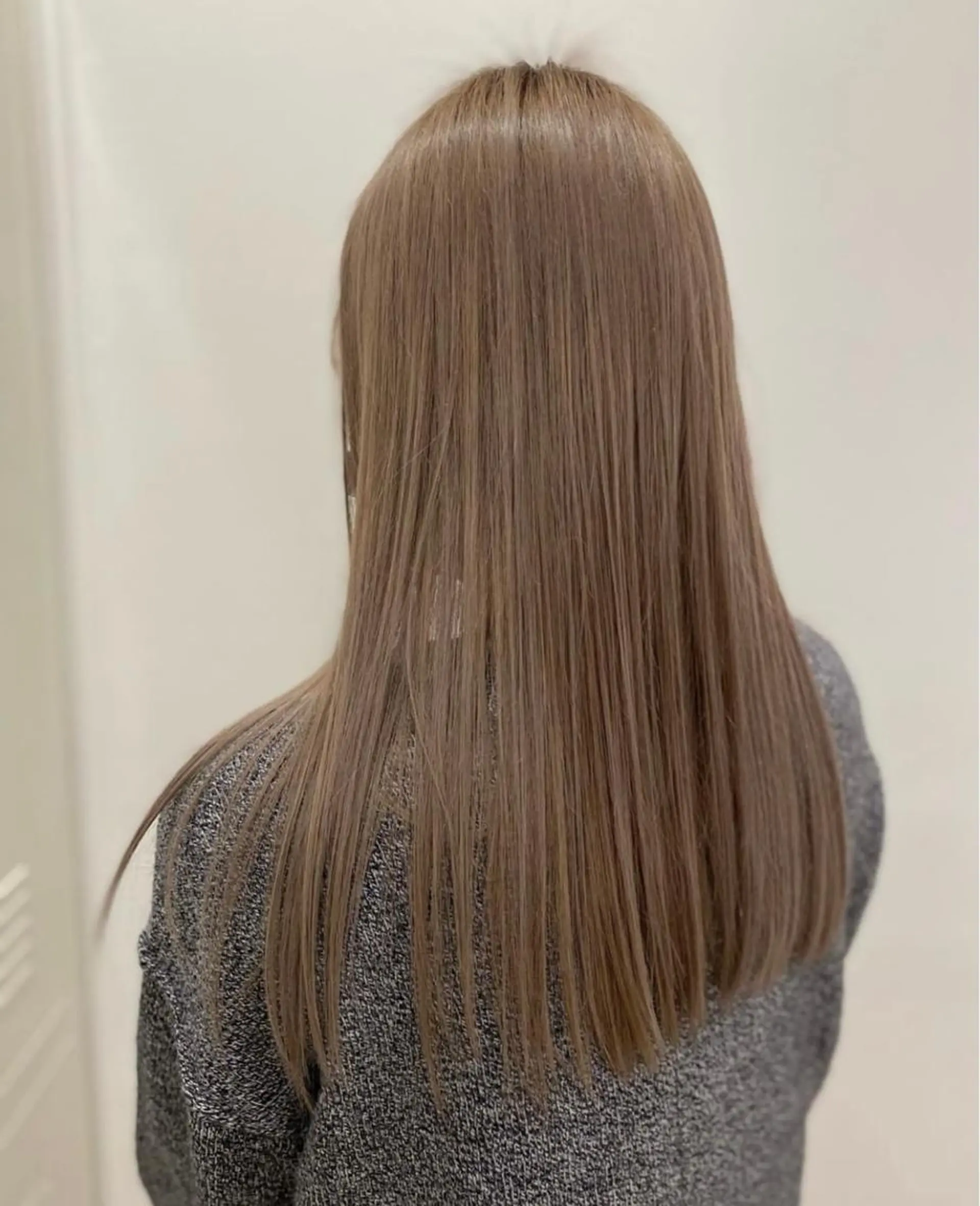 カラー アッシュ ベージュカラー ブリーチ ケアブリーチ ダブルカラー ヘアカラー 🌼あんなtrend color🌼のヘアスタイル