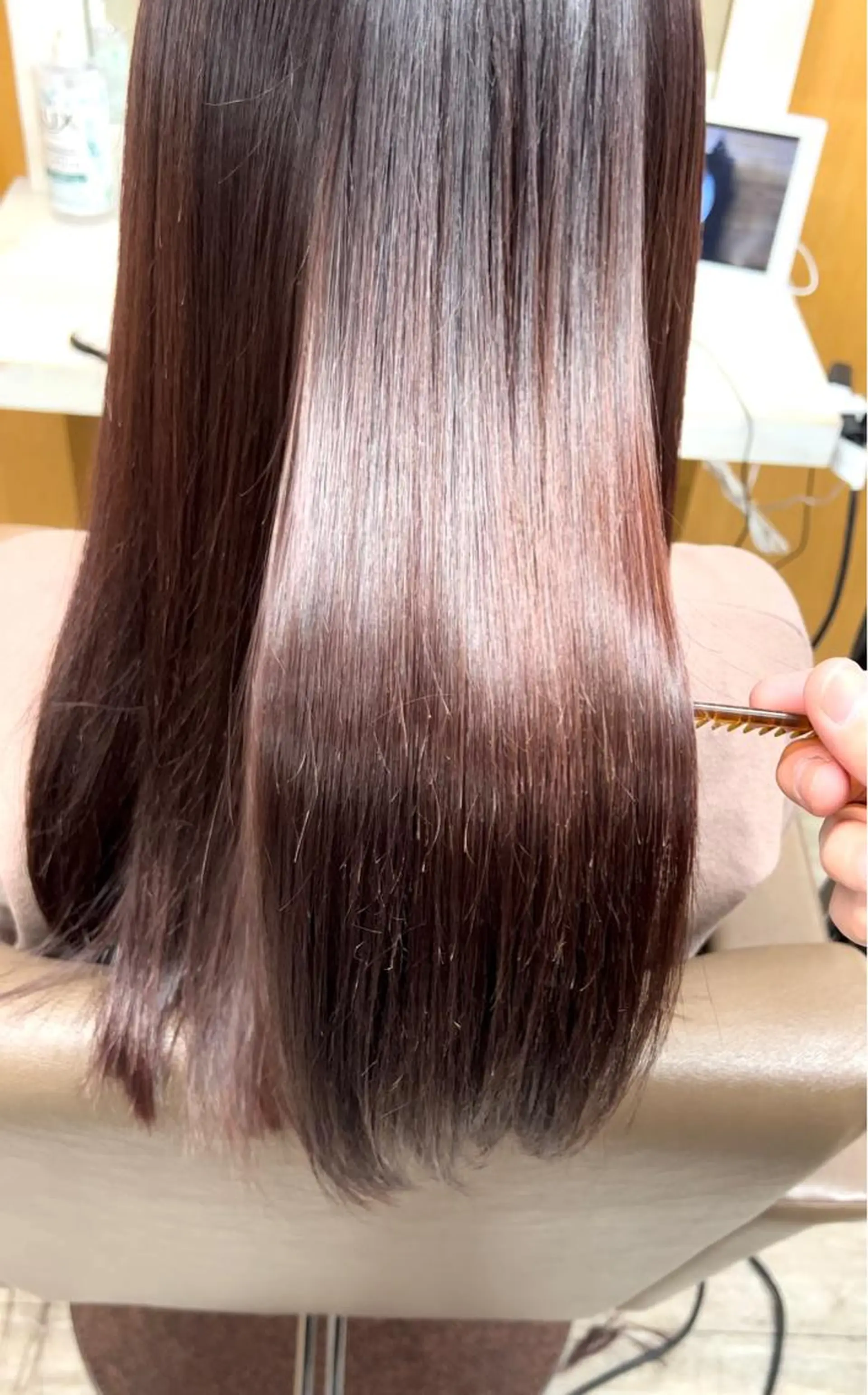 ロング カット 縮毛矯正 透明感カラー ゆうだいのヘアスタイル
