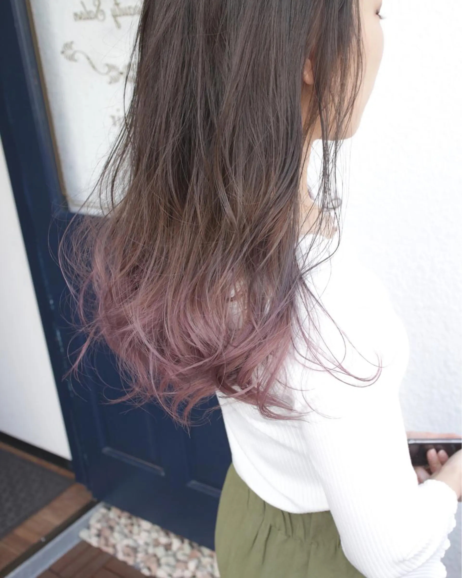ロング カラー グラデーションカラー ピンクカラー ヘアカラー トリートメント Croix   Hair所属・吉本 知弘のヘアスタイル
