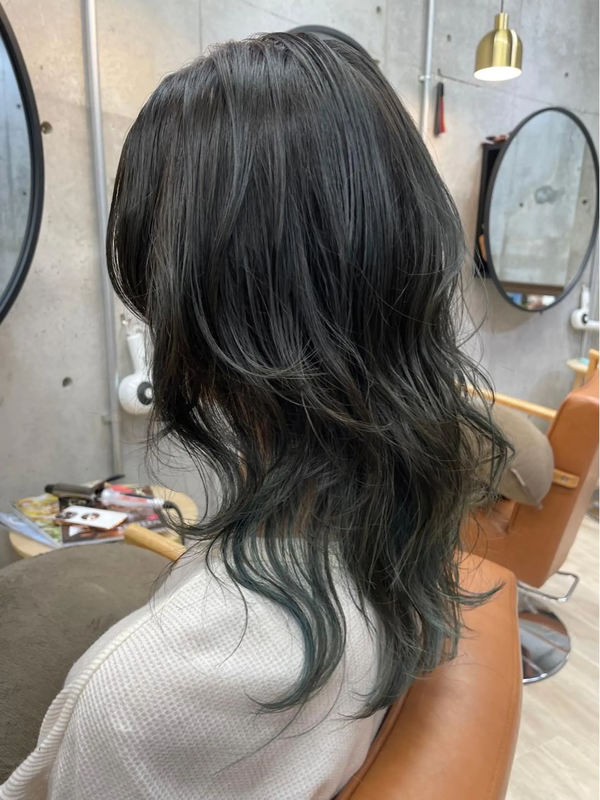 セミロング カラー 透明感カラー ハイライトカラー ハイトーンカラー インナーカラー ボブ カット パーマ トリートメント Kozy  hair design所属・東 史夏のヘアスタイル