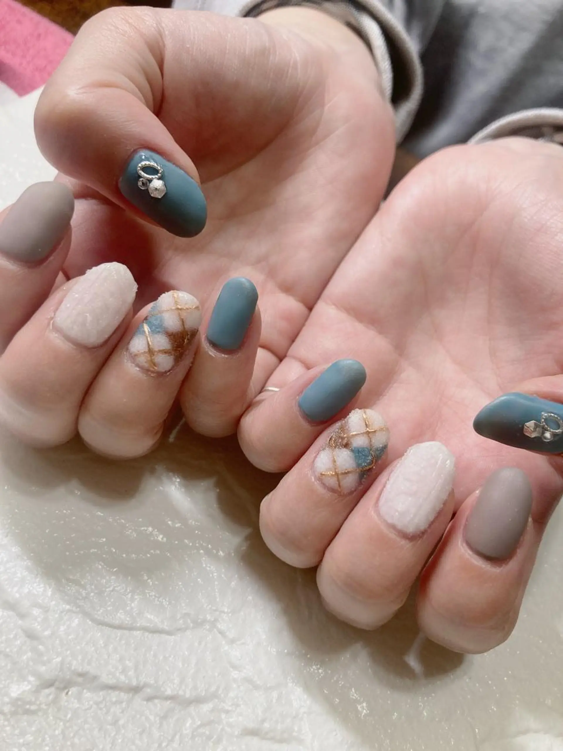 ネイル 冬ネイル ネイルケアサロン Campanulaのネイルデザイン