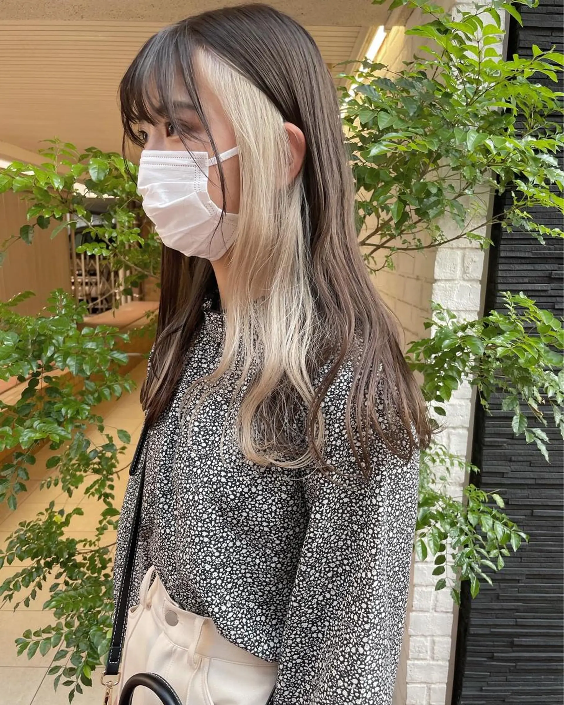 ミディアム ViVIE所属・VIVIE天神 ブリーチのヘアスタイル