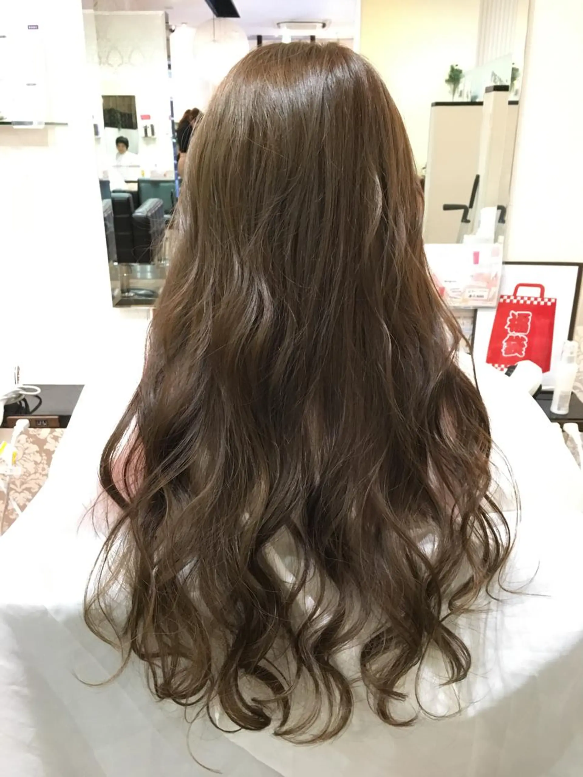 ロング カラー IVY joure Suzu.のヘアスタイル