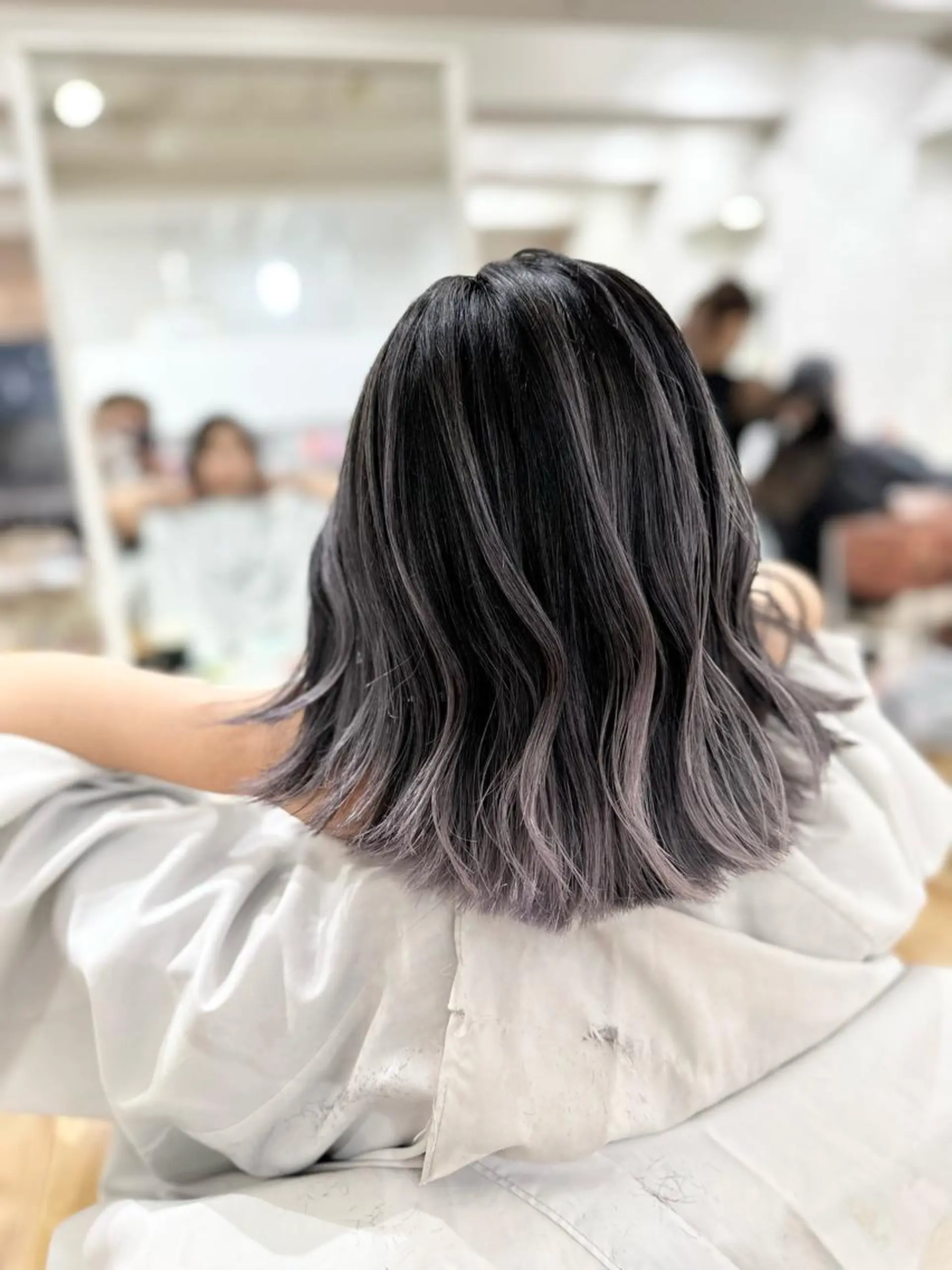 ミディアム カラー ヘアアレンジ カット ヘアカラー トリートメント 久米 治仁のヘアスタイル