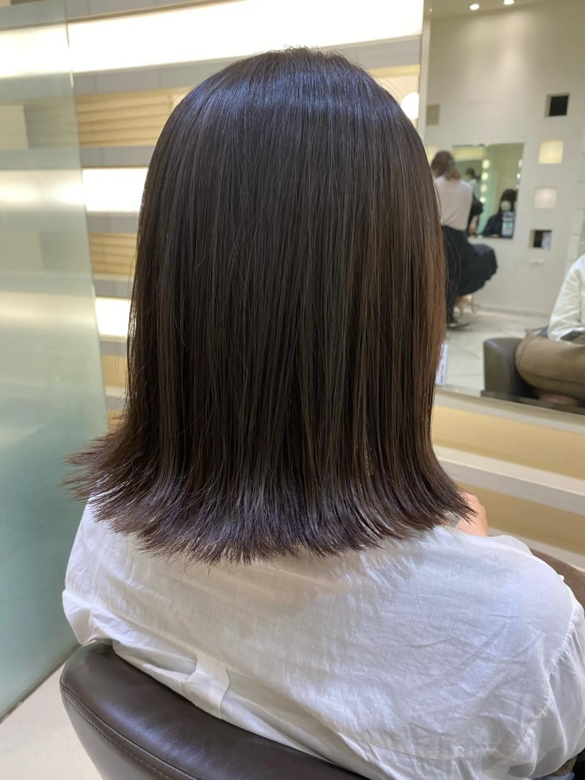 ミディアム カラー カット ヘアカラー トリートメント プレイングカラー🤍 細めハイライトのヘアスタイル