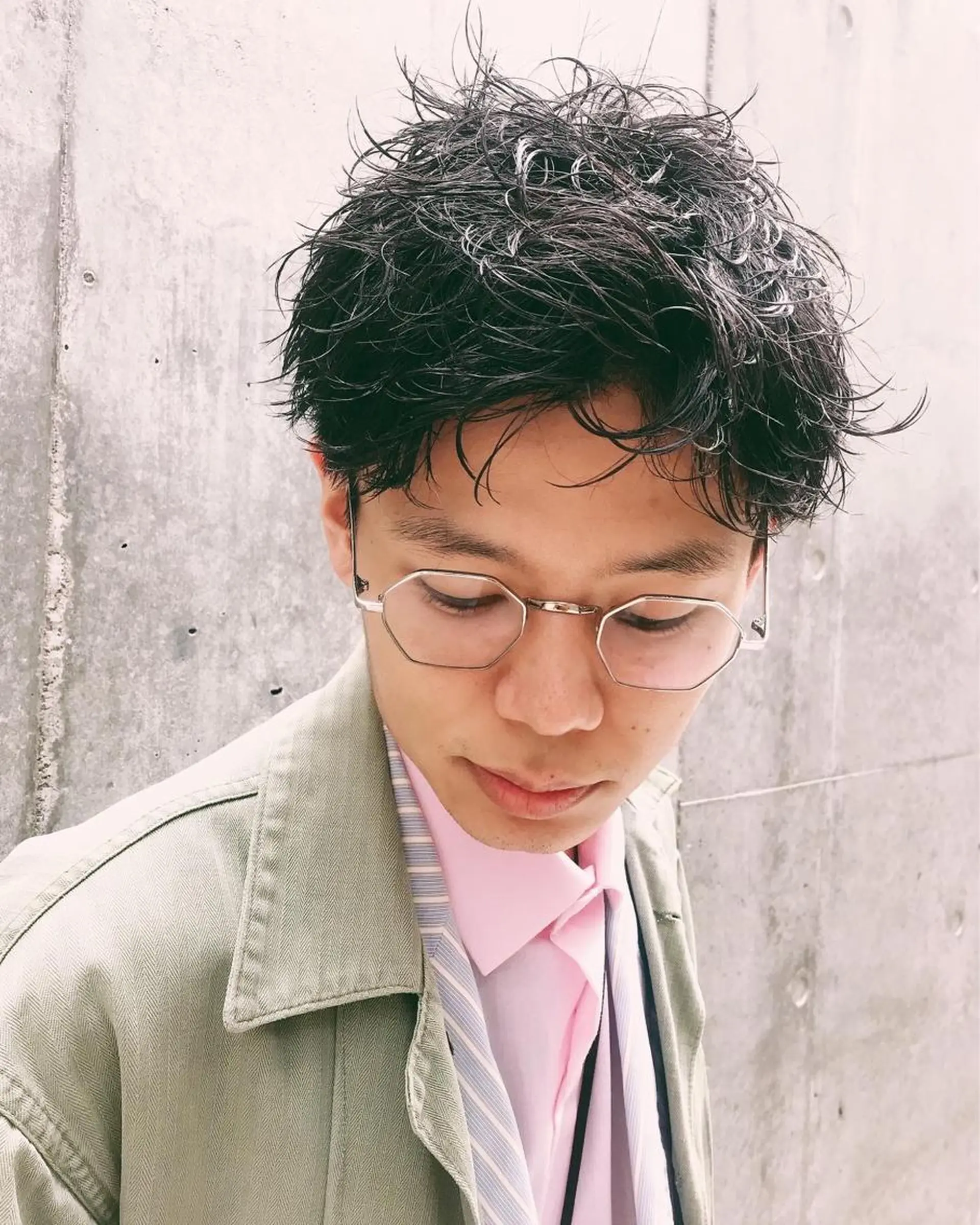 ショート パーマ メンズ カット ヘアカラー パーマ 縮毛矯正 トリートメント メンズパーマ タカキリョウのヘアスタイル