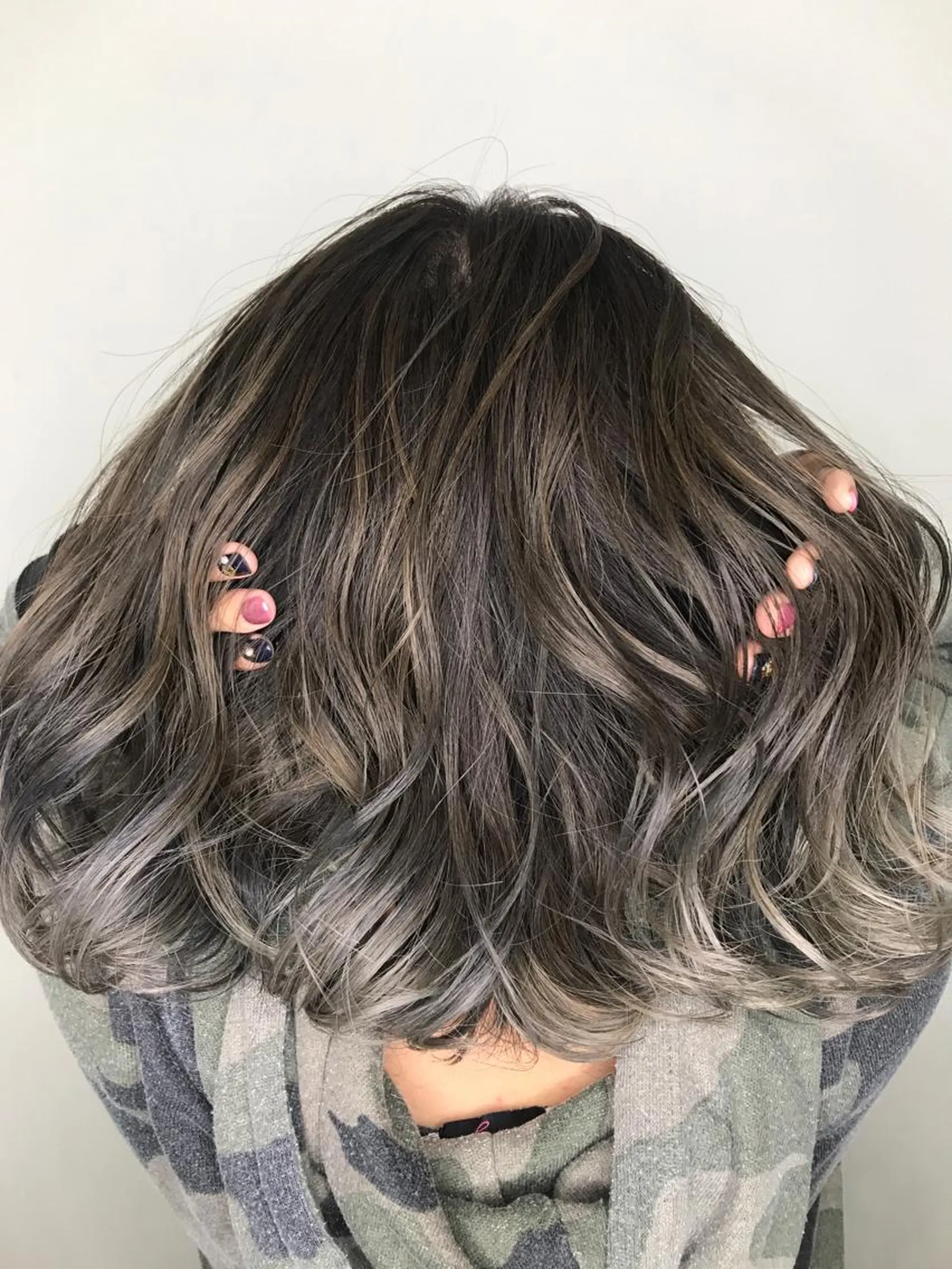 ミディアム カラー ヘアカラー トリートメント どんな髪の悩みも解決 します✨田嶋俊一✨のヘアスタイル