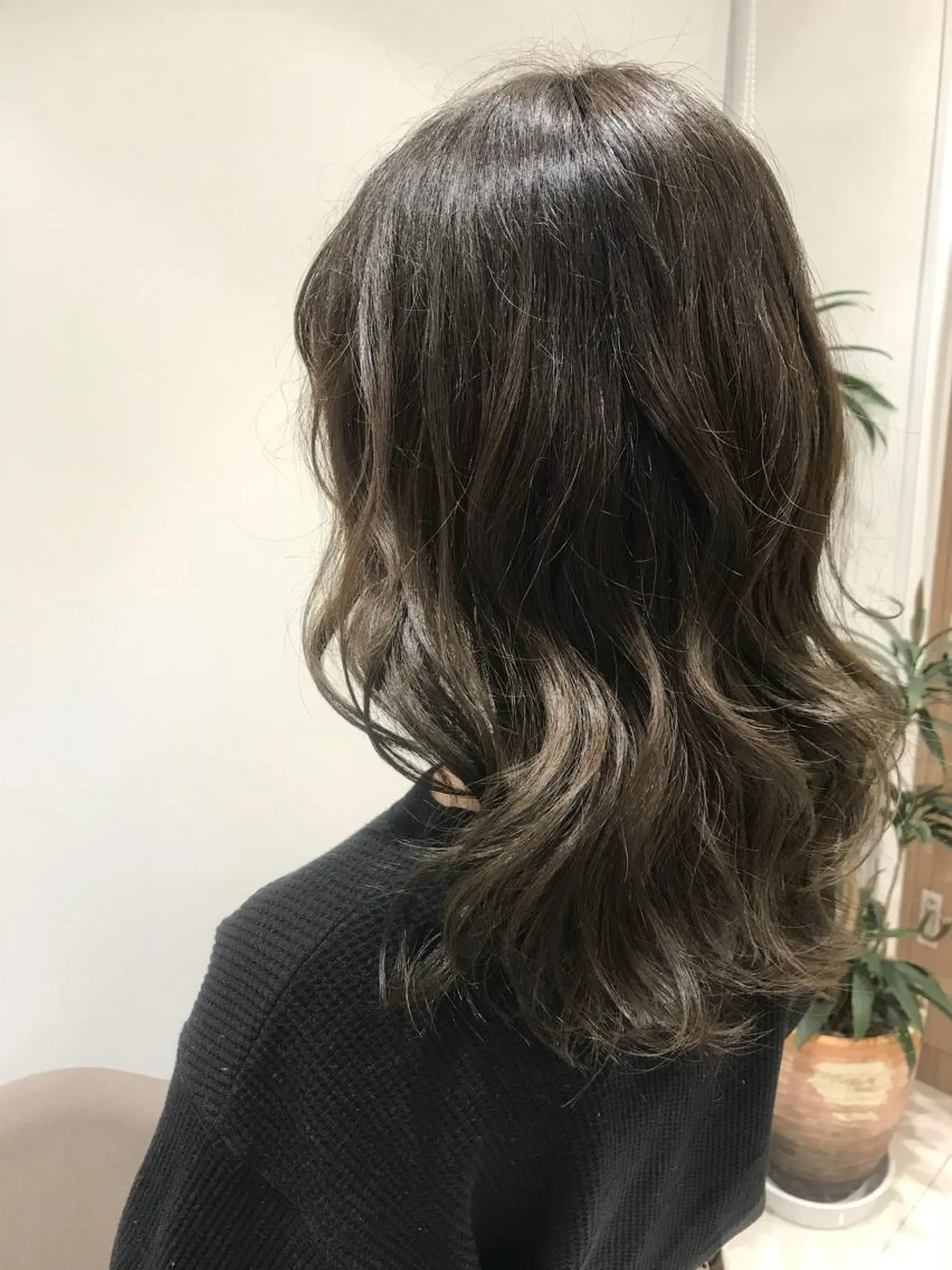 ミディアム カラー 縮毛矯正/髪質改善 /韓国風　山川春輝のヘアスタイル