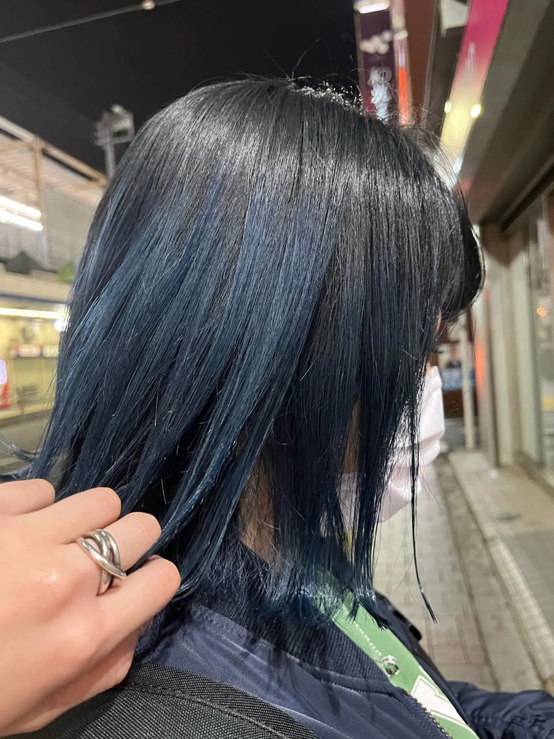 ミディアム カラー 奥山 沙季(大井町)のヘアスタイル