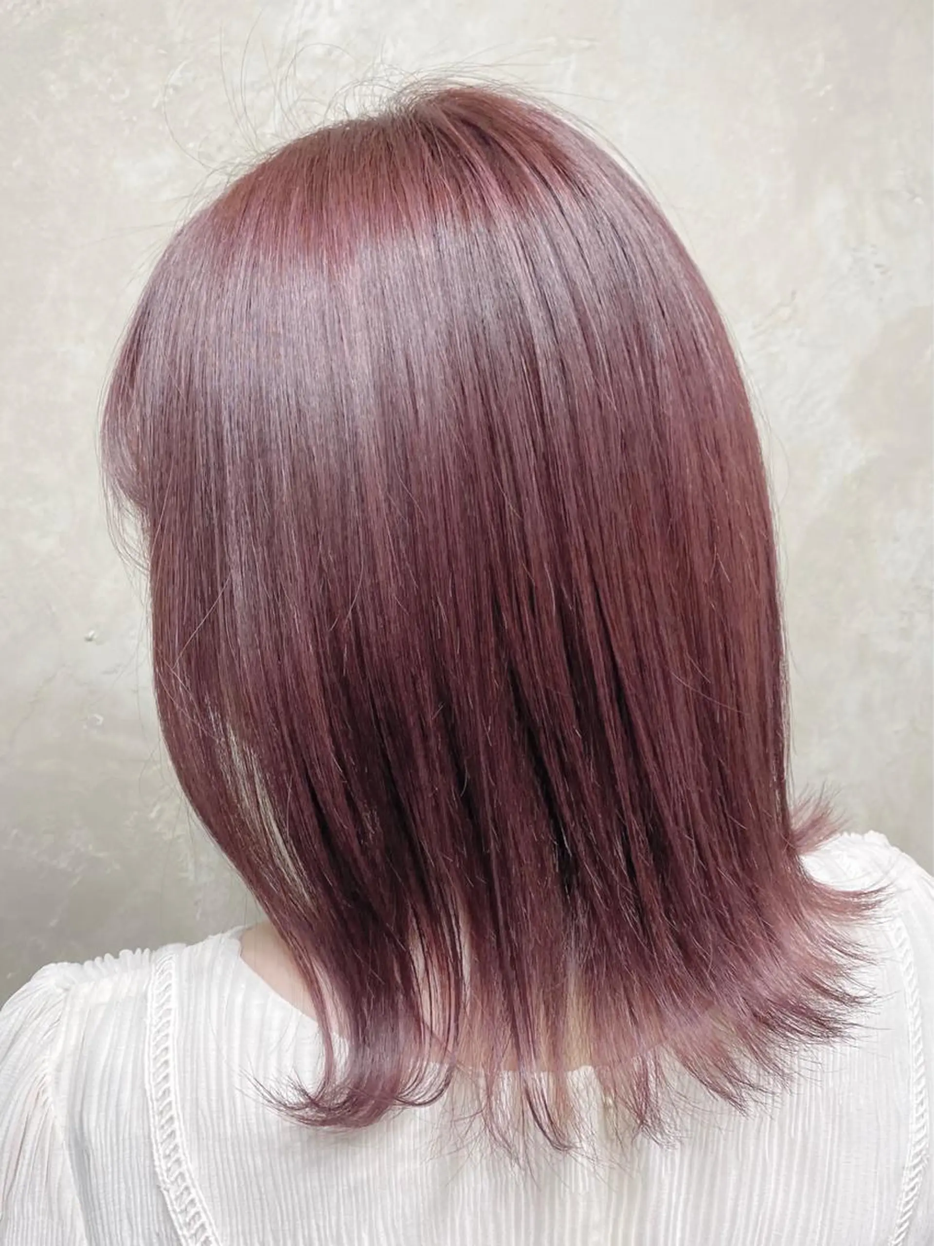 ミディアム カラー パーマ ヘアアレンジ メンズ キッズ ショートボブ メンズブリーチ ブリーチ ケアブリーチ ダブルカラー カット ヘアカラー 艶ピンク*ヘアセット 🌙shioriのヘアスタイル