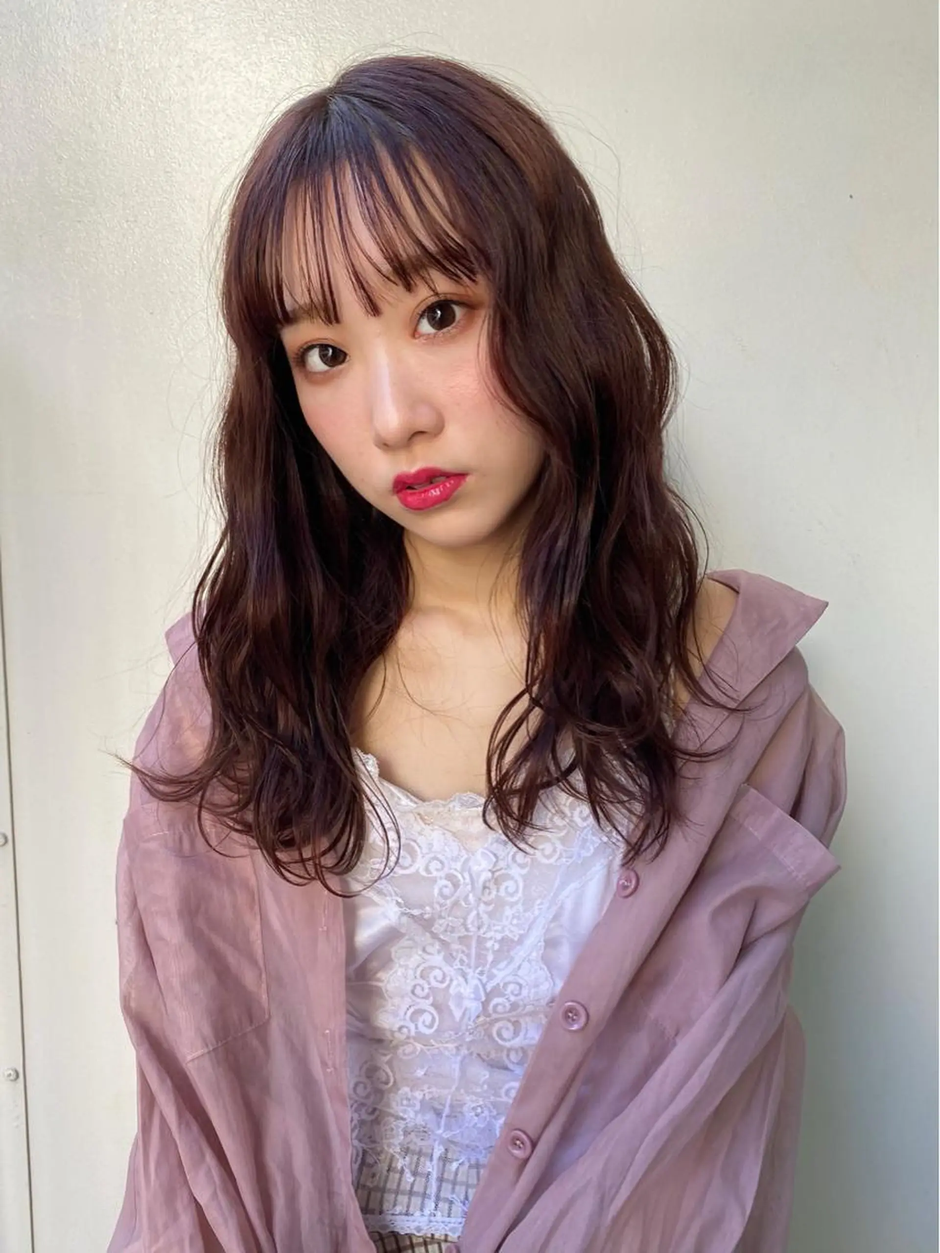 セミロング ブリーチなしカラー レイヤーカットのヘアスタイル