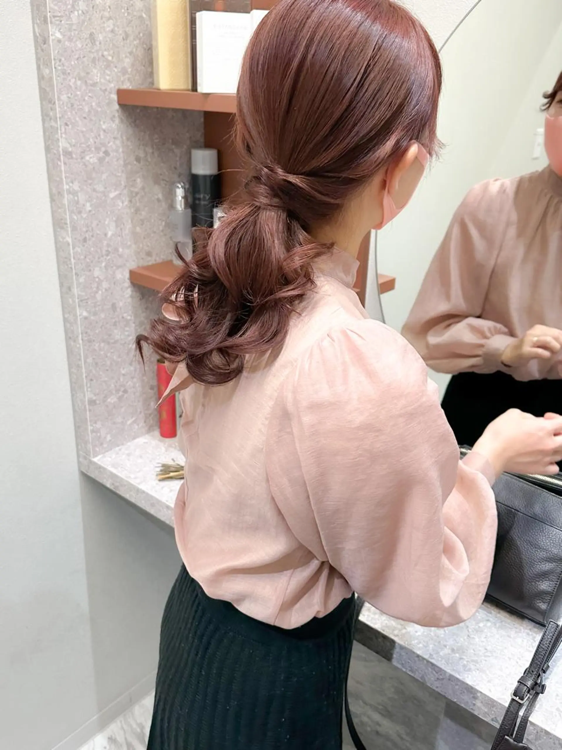 ロング カラー ヘアアレンジ ピンクカラー ピンクパープル パープルカラー カット ヘアカラー トリートメント autre所属・大久保 ひでなりのヘアスタイル