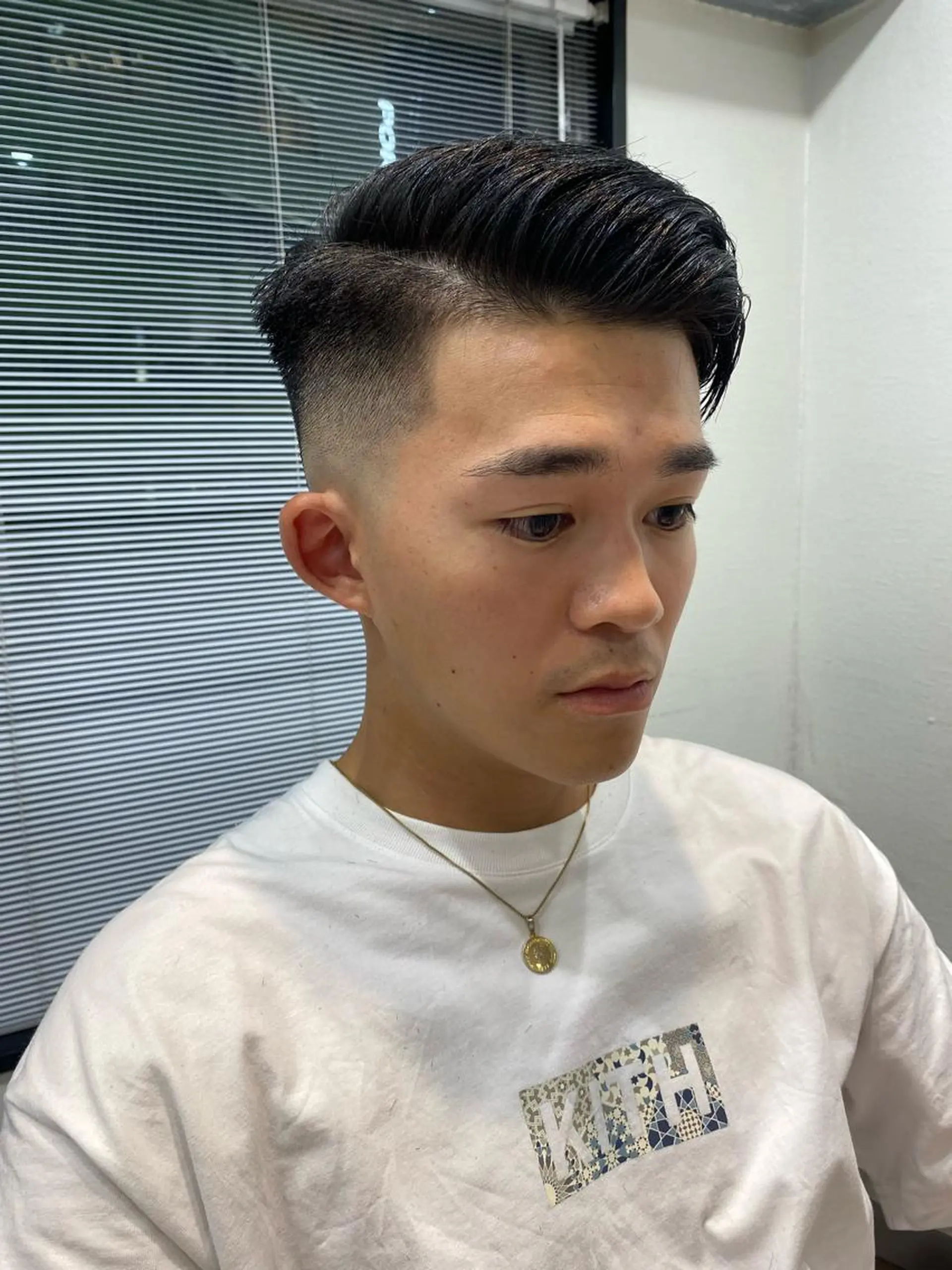 メンズ フェードカット スキンフェード ボブとパーマの達人 美容室難民の方は是非のヘアスタイル