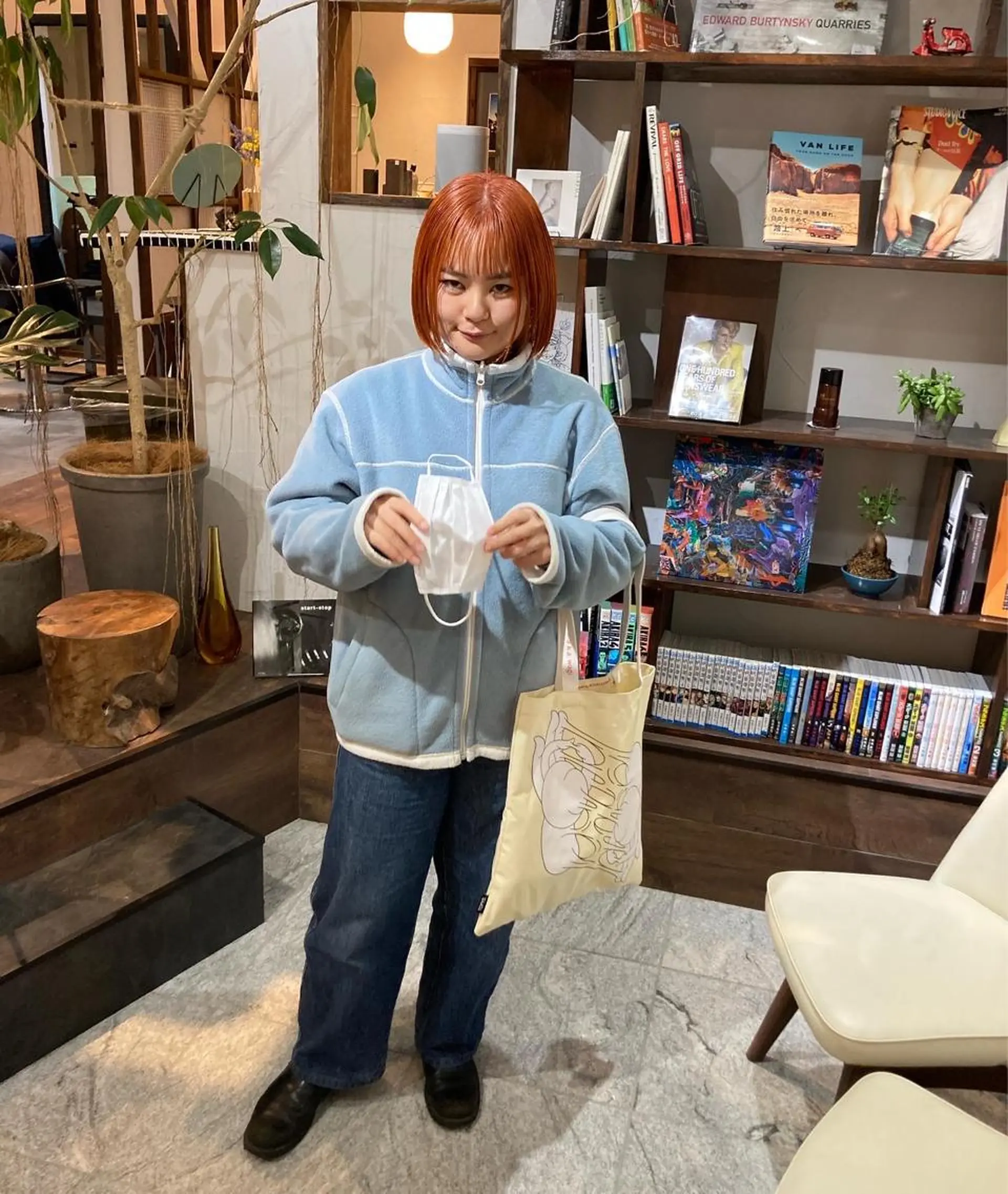ショート カット ヘアカラー トリートメント 金田 夏野のヘアスタイル