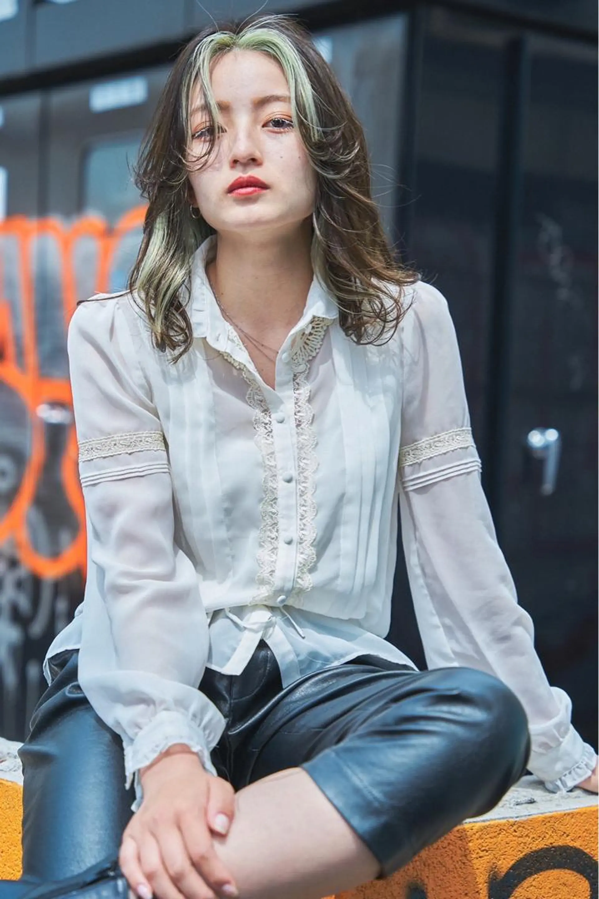 ミディアム カラー 🐺ウルフ×ハイトー ン🖤Yukinoのヘアスタイル