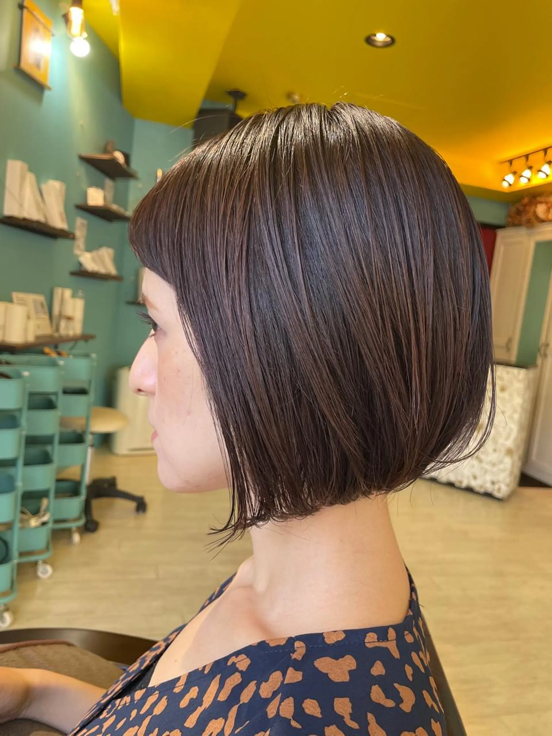ショート 切りっぱなしボブ ボブ カット ヘアカラー トリートメント Share  Salon  Reco【GARDEN】所属・末石 智のヘアスタイル