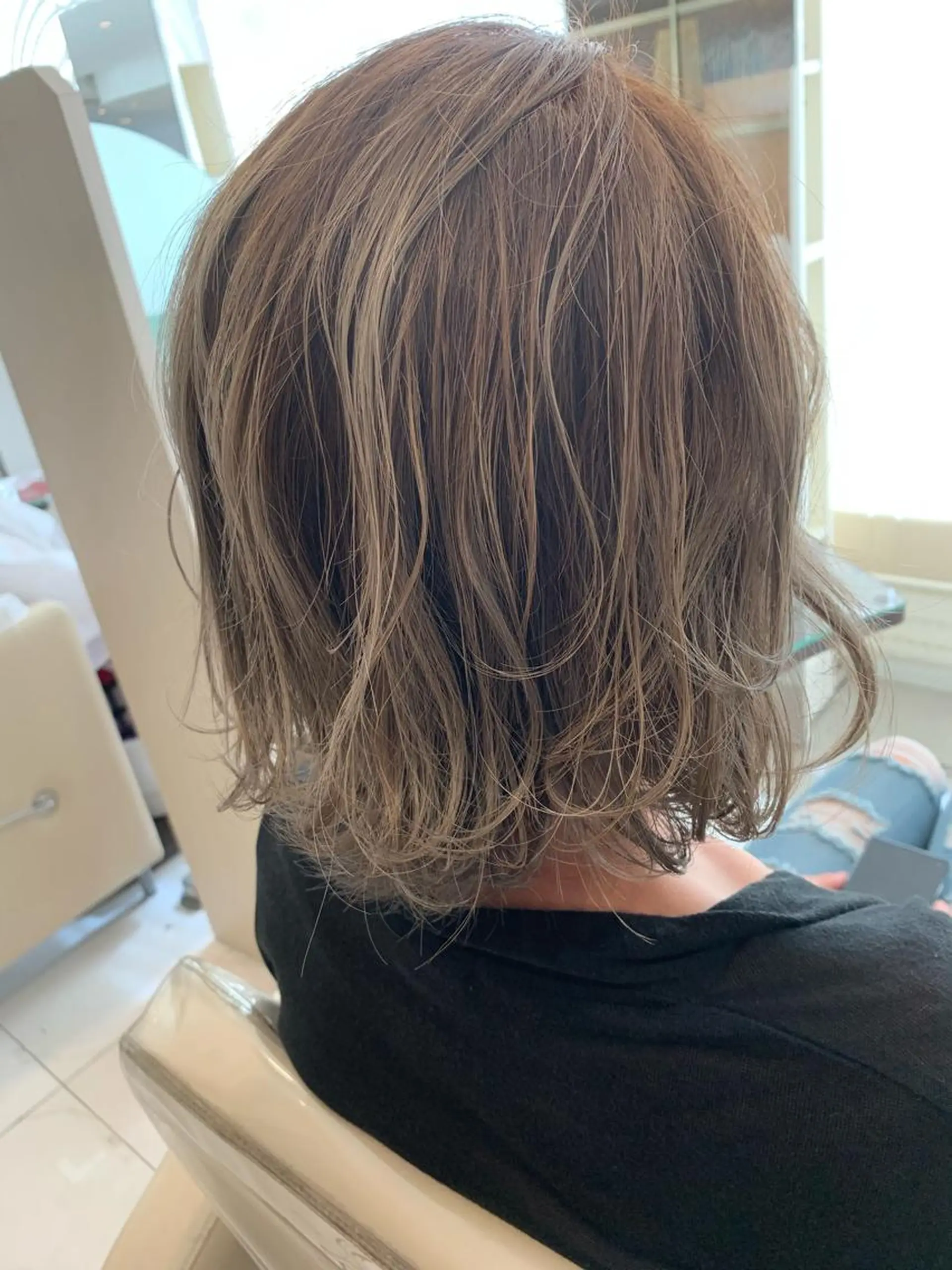 ショート カラー ヘアカラー トリートメント 美髪形成!色素改善! 秋田 和輝のヘアスタイル