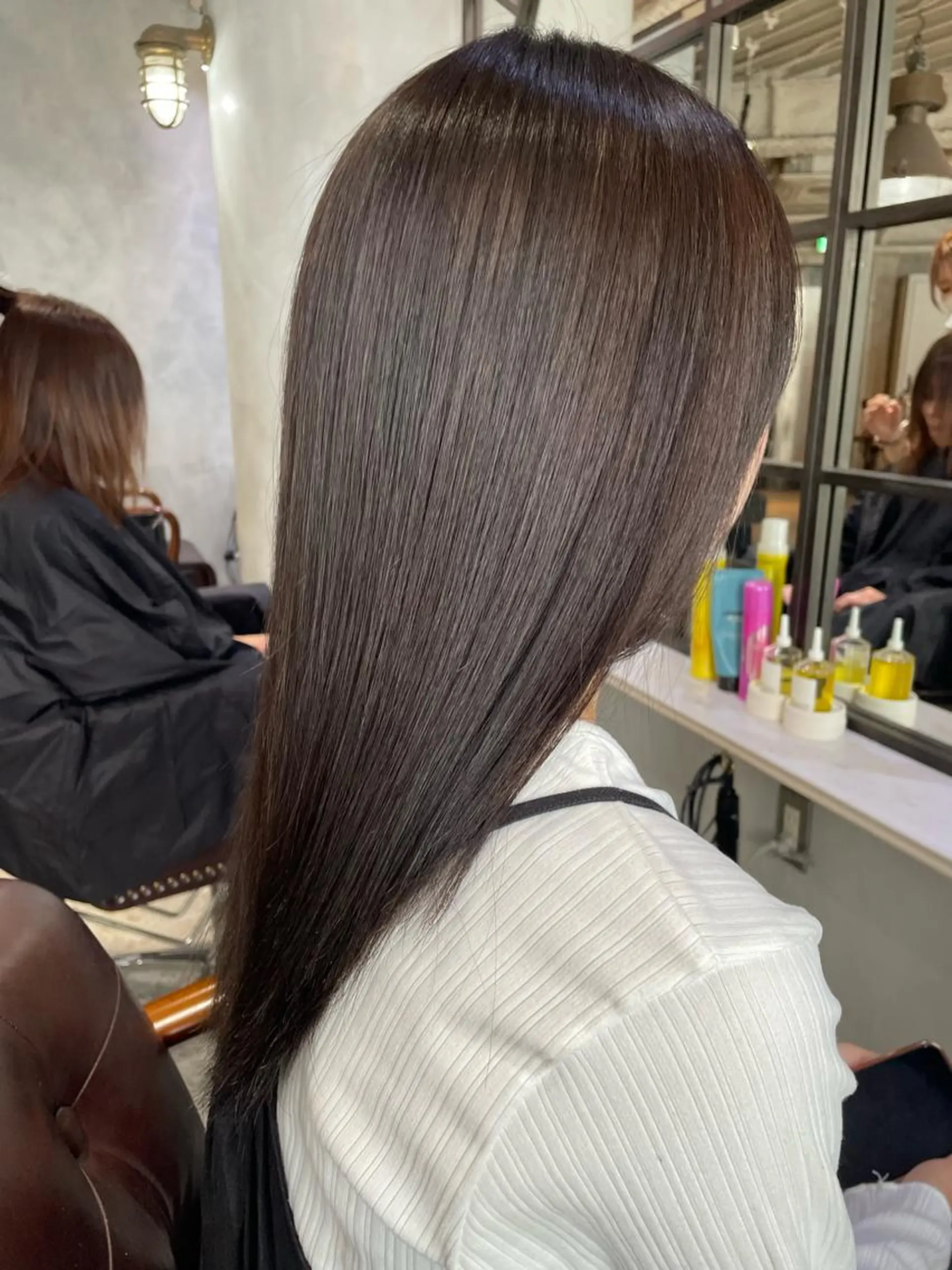 ロング カラー ブラウンカラー モカブラウン Charumante所属・マンツーマン 髪質改善　工藤のヘアスタイル