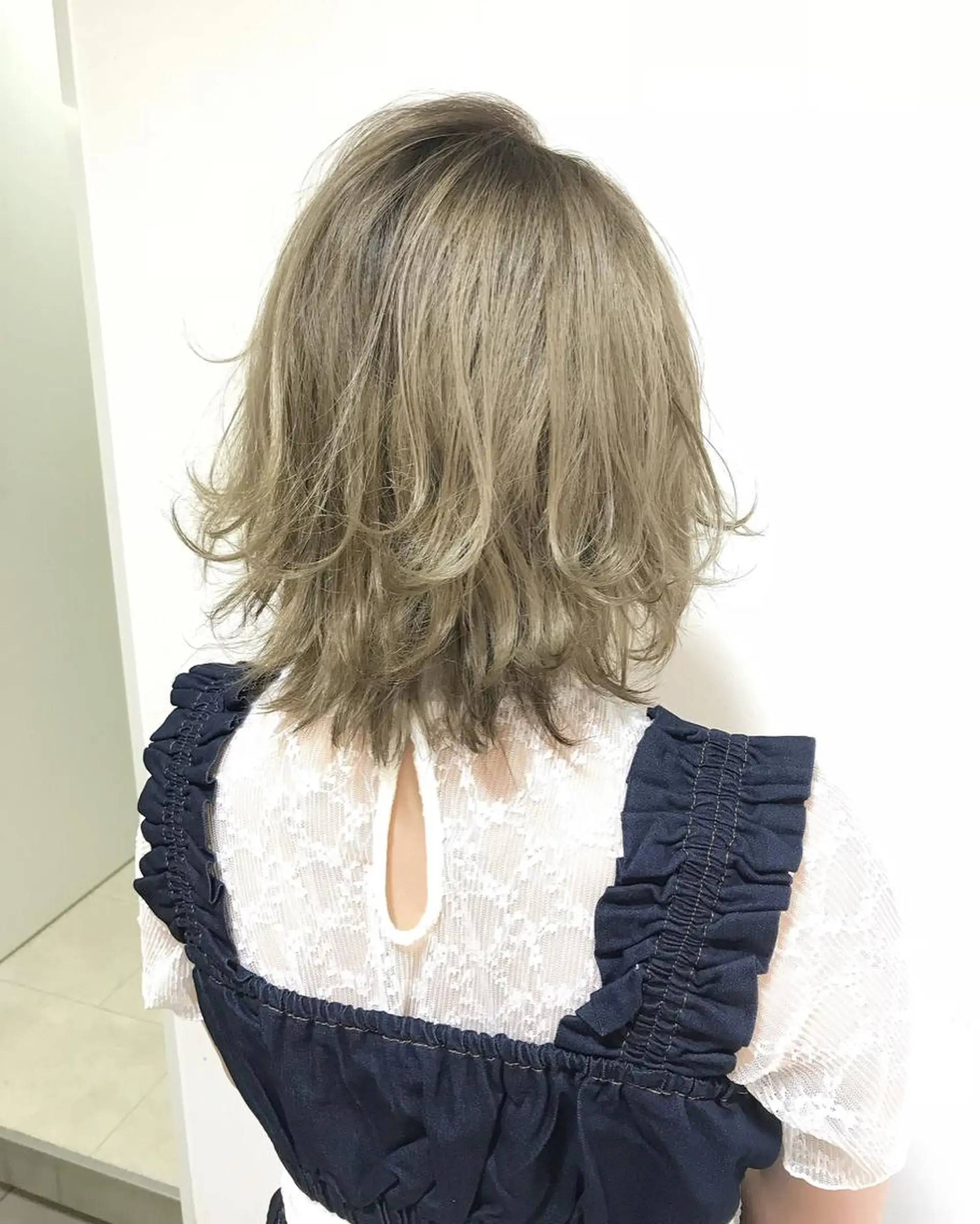 ミディアム カラー ベージュカラー ヘアカラー トリートメント chiyo yasuのヘアスタイル