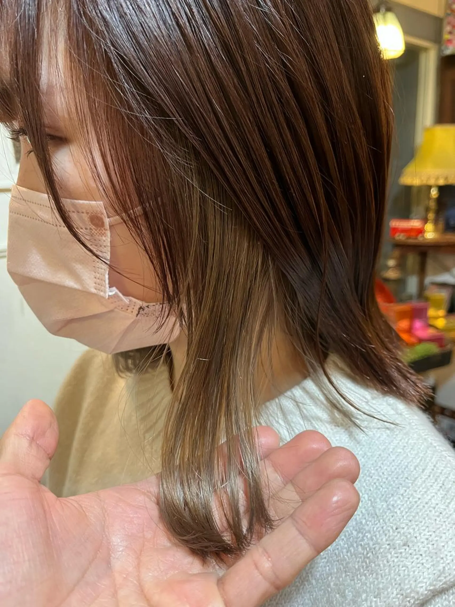 ミディアム カラー ベージュカラー ブリーチ ダブルカラー インナーカラー 抜け感ショート パーマ/緒方椋のヘアスタイル