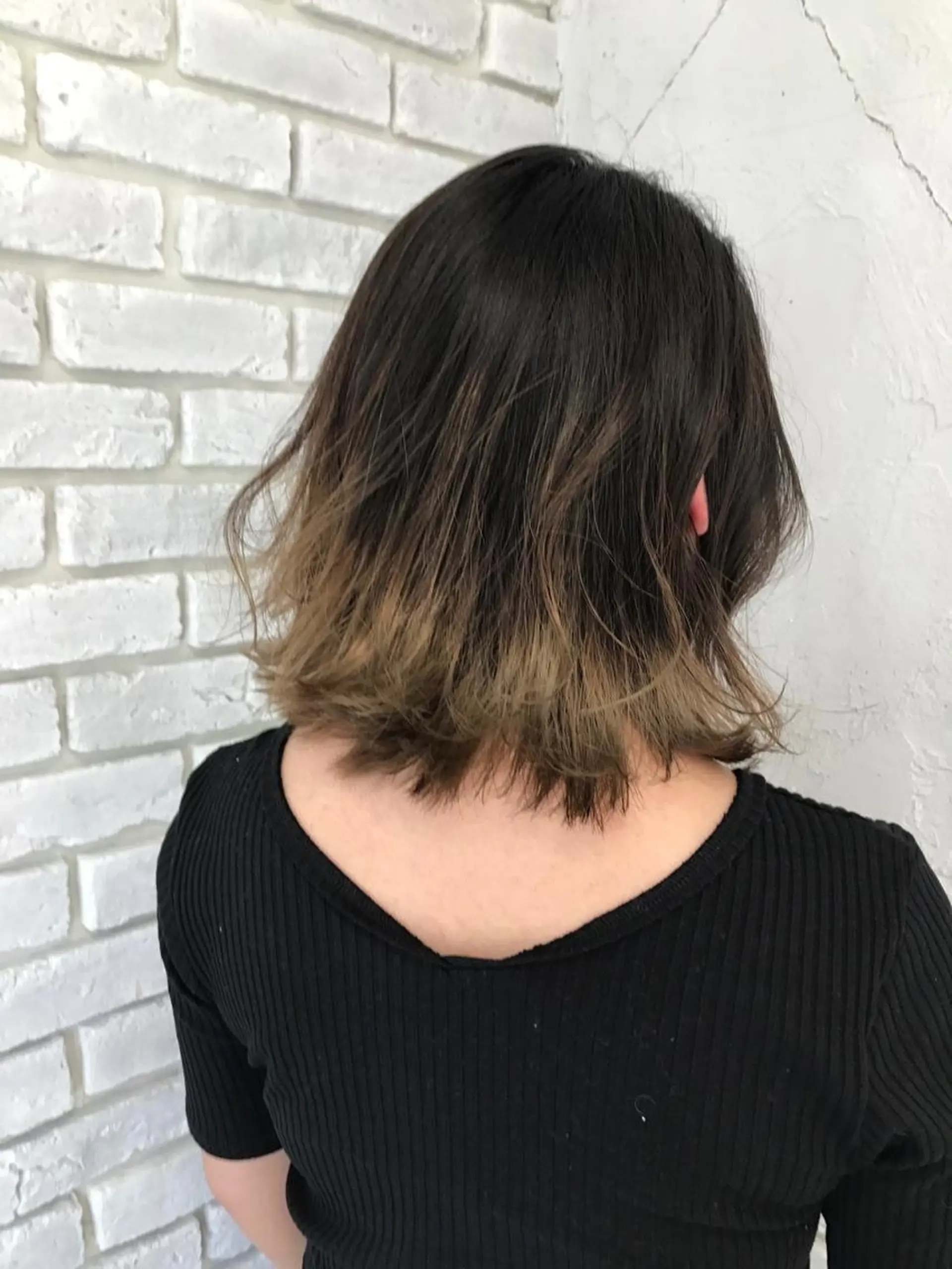 ミディアム カラー グラデーションカラー 外ハネヘア 🪽似合わせNO.1 marina🦩のヘアスタイル